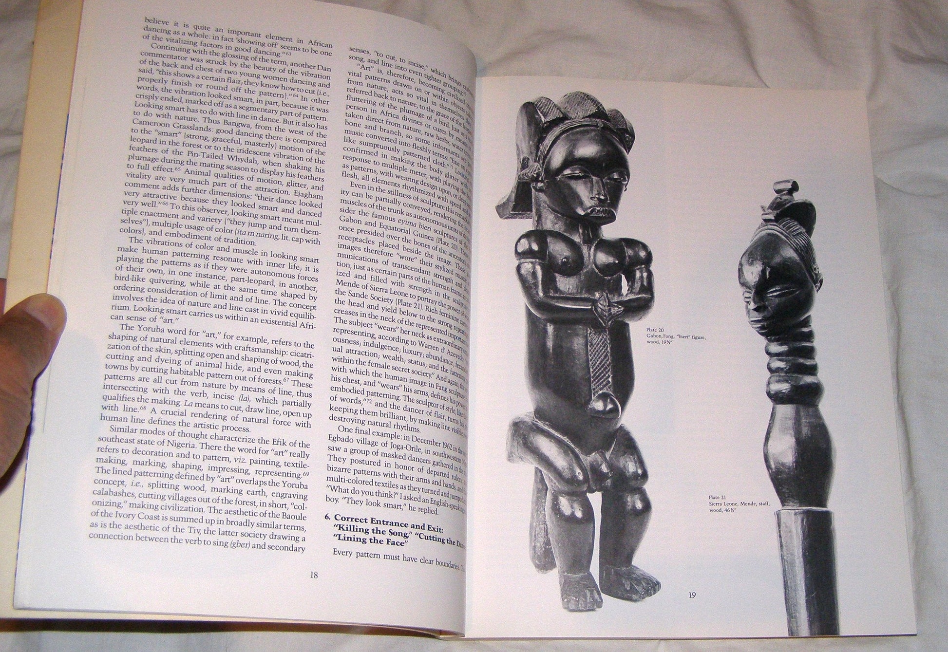 African Art in Motion: Icon and Act in the collection of Katerine Coryton White used book depot