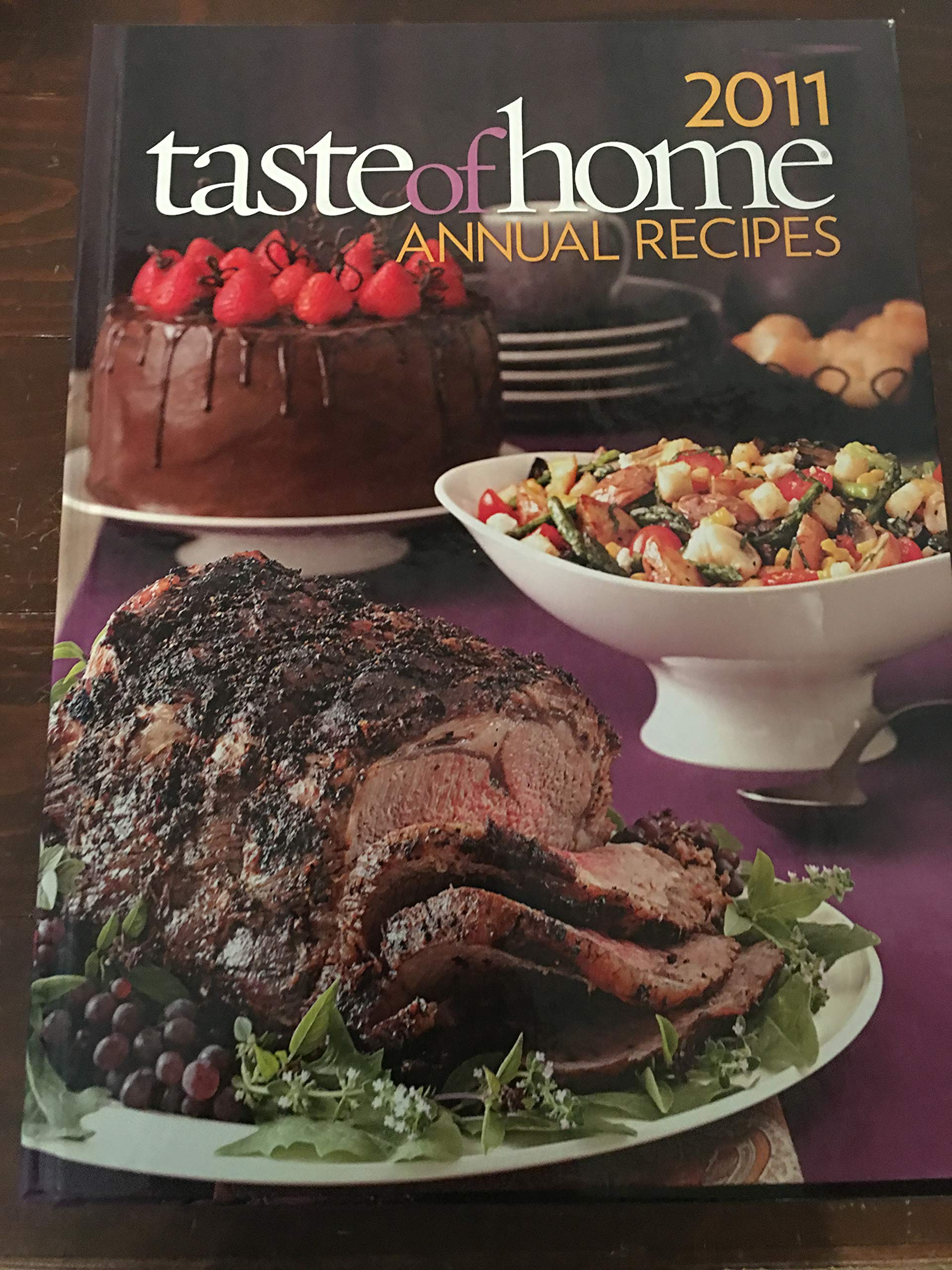 2011 Taste of Home Annual Recipes Cookbook used book depot