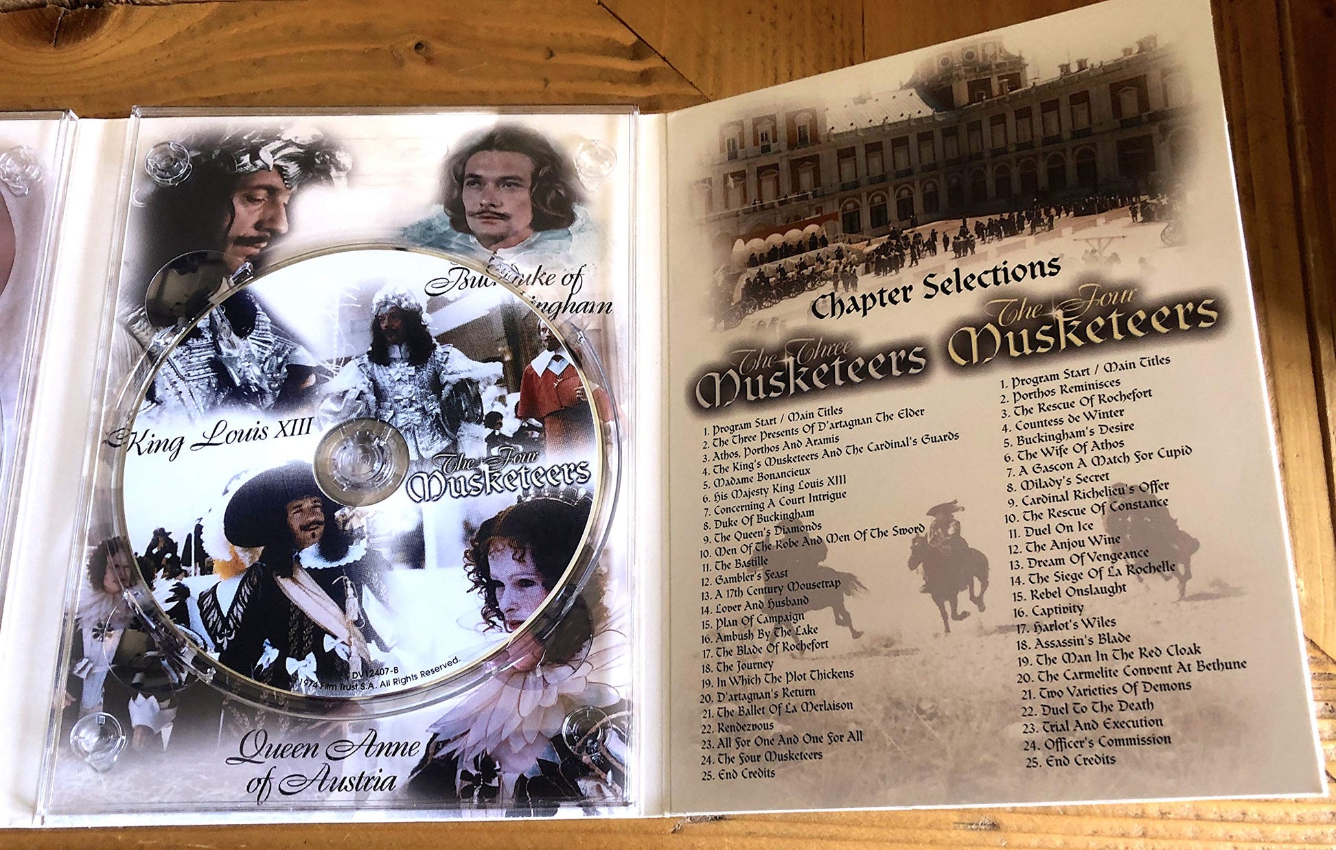 The Complete Musketeers (The Three Musketeers / The Four Musketeers) [DVD] used book depot