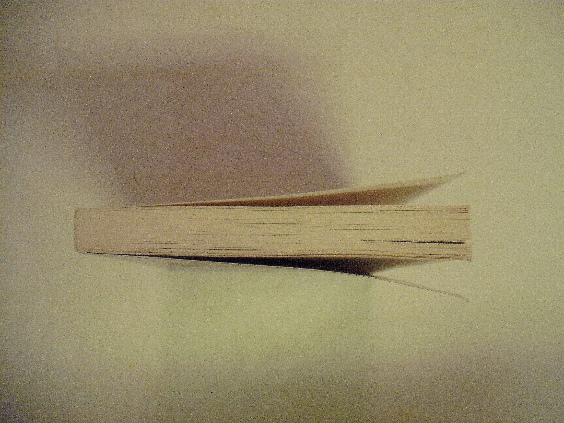 Six Hours One Friday: Anchoring to the Power of the Cross (Chronicles of the Cross) used book depot