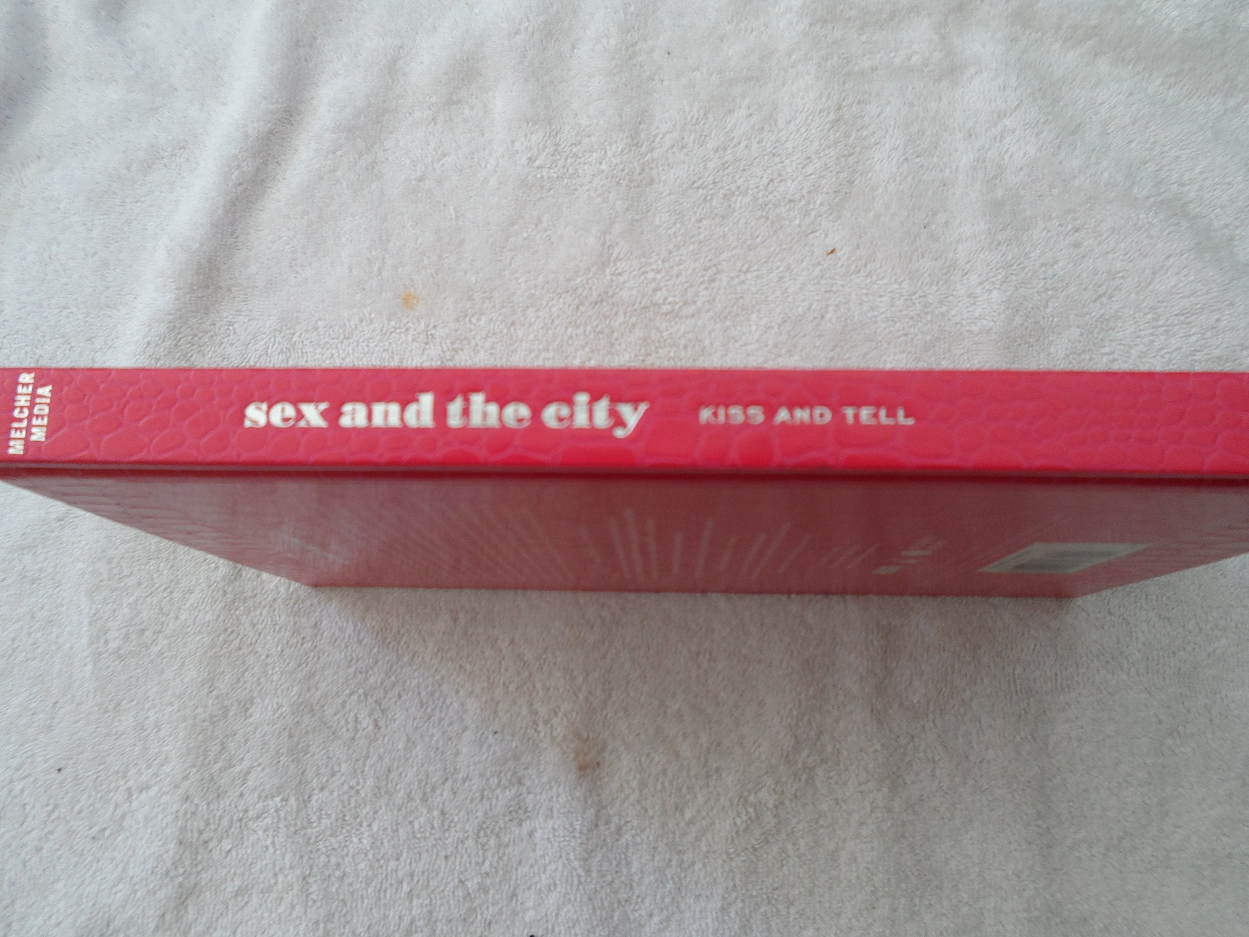 Sex and the City: Kiss and Tell used book depot