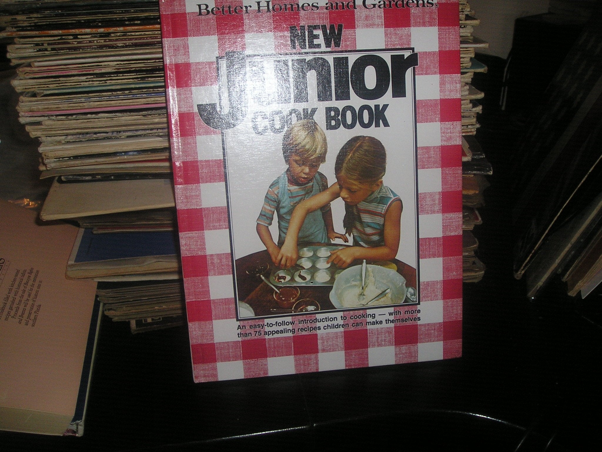Better Homes and Gardens New Junior Cook Book used book depot