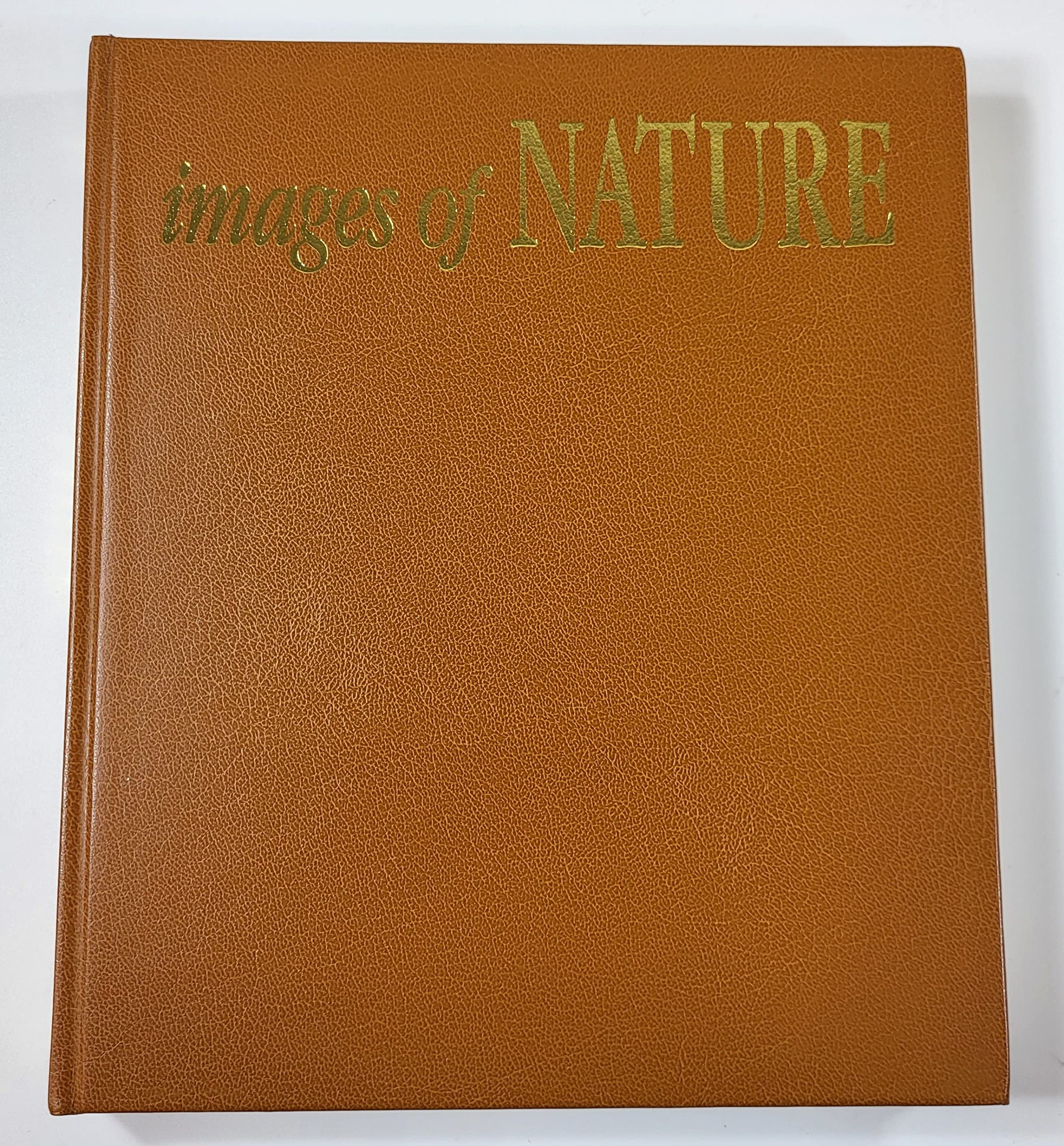 Images of Nature: The Photographs of Thomas D. Mangelsen used book depot