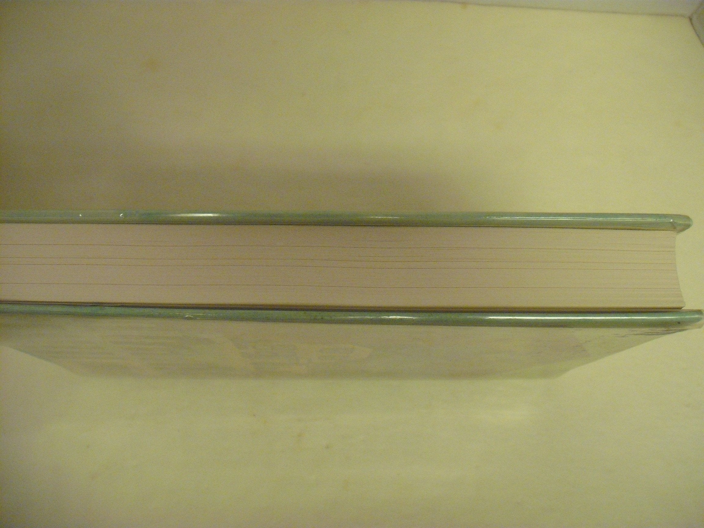 Anne of Green Gables (Illustrated Junior Library) used book depot