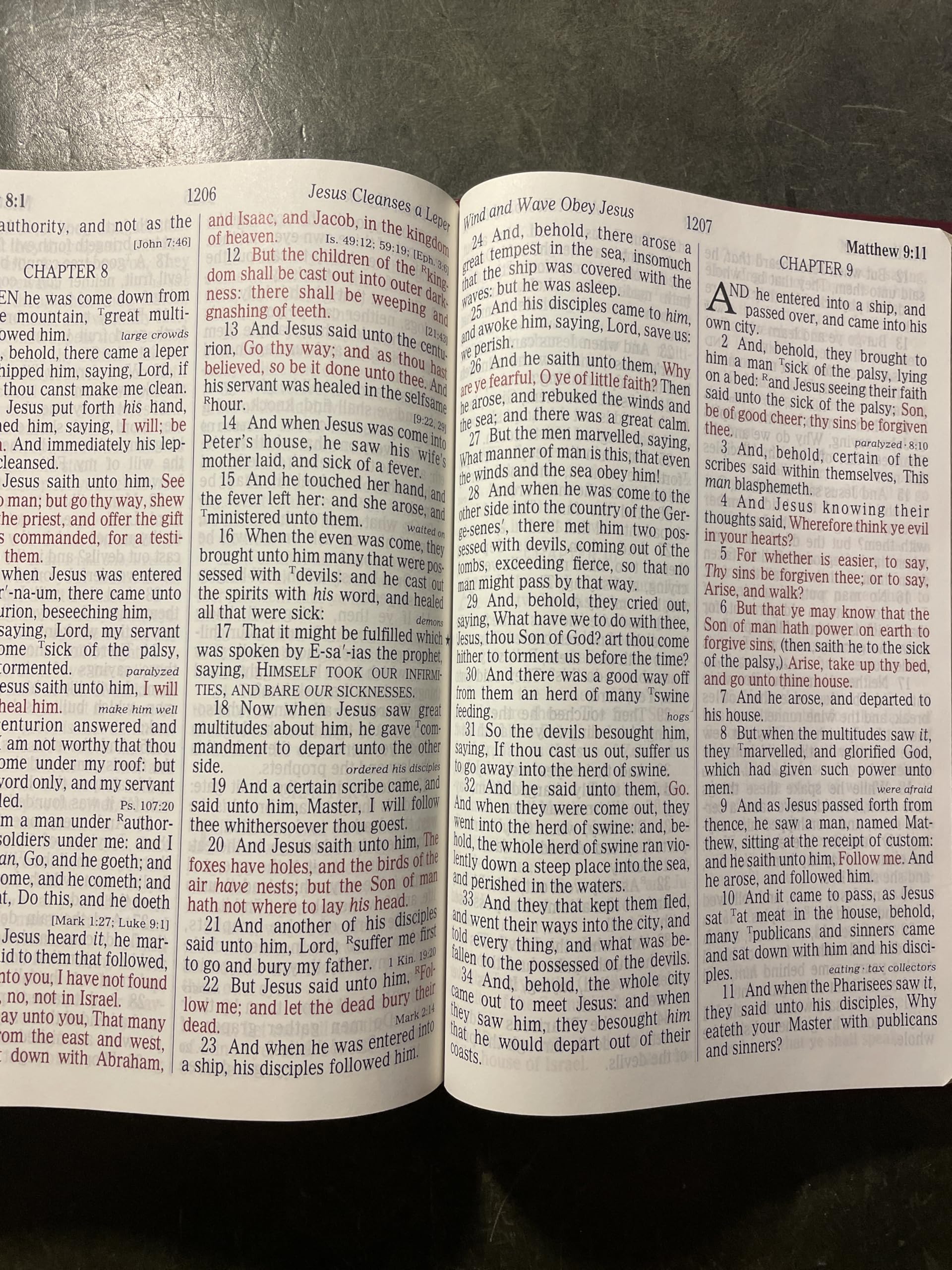 Holy Bible,KJV, Giant Print, Red Letter Edition, Concordance Leather cover burgundy 885CBG 1990 used book depot