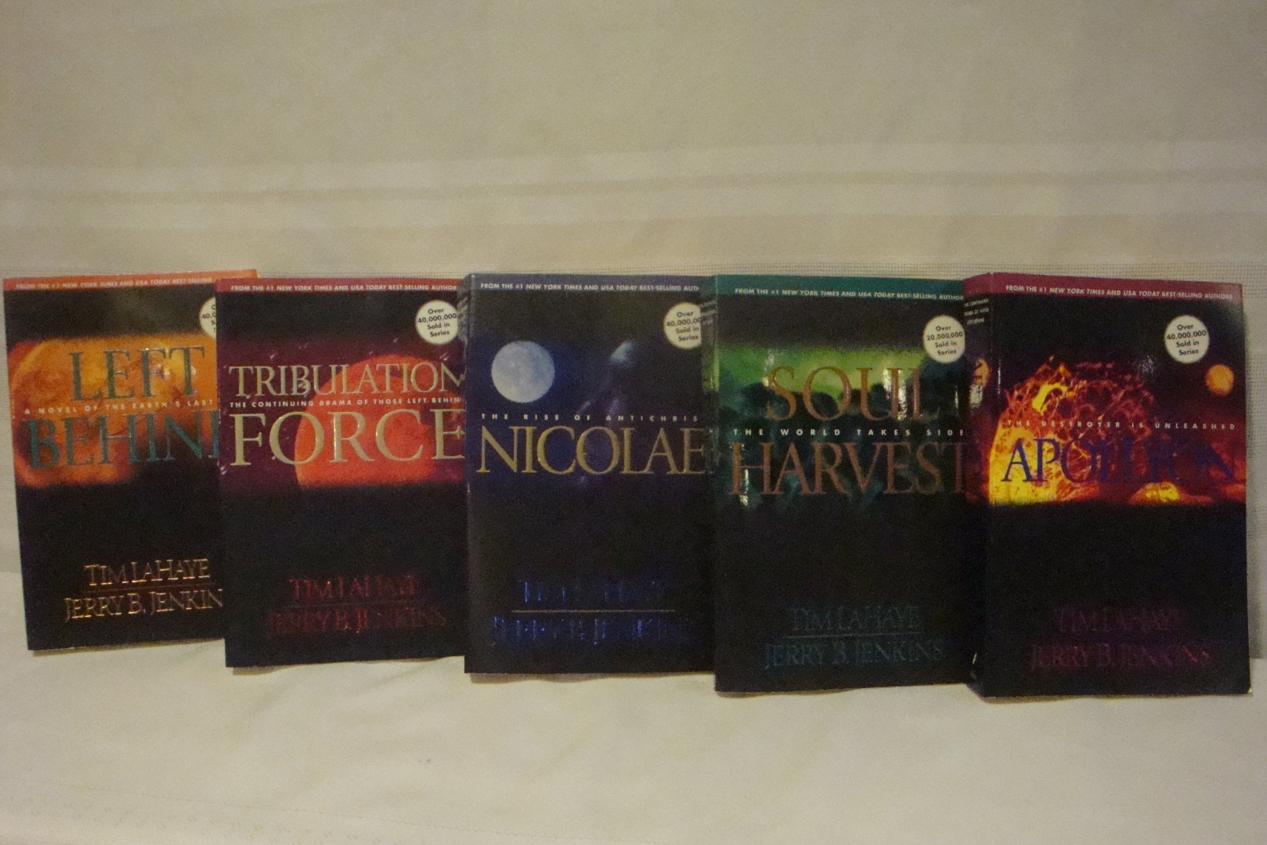 Lot of 5 Left Behind Series Vols 1-5 Paperback (Left Behind)