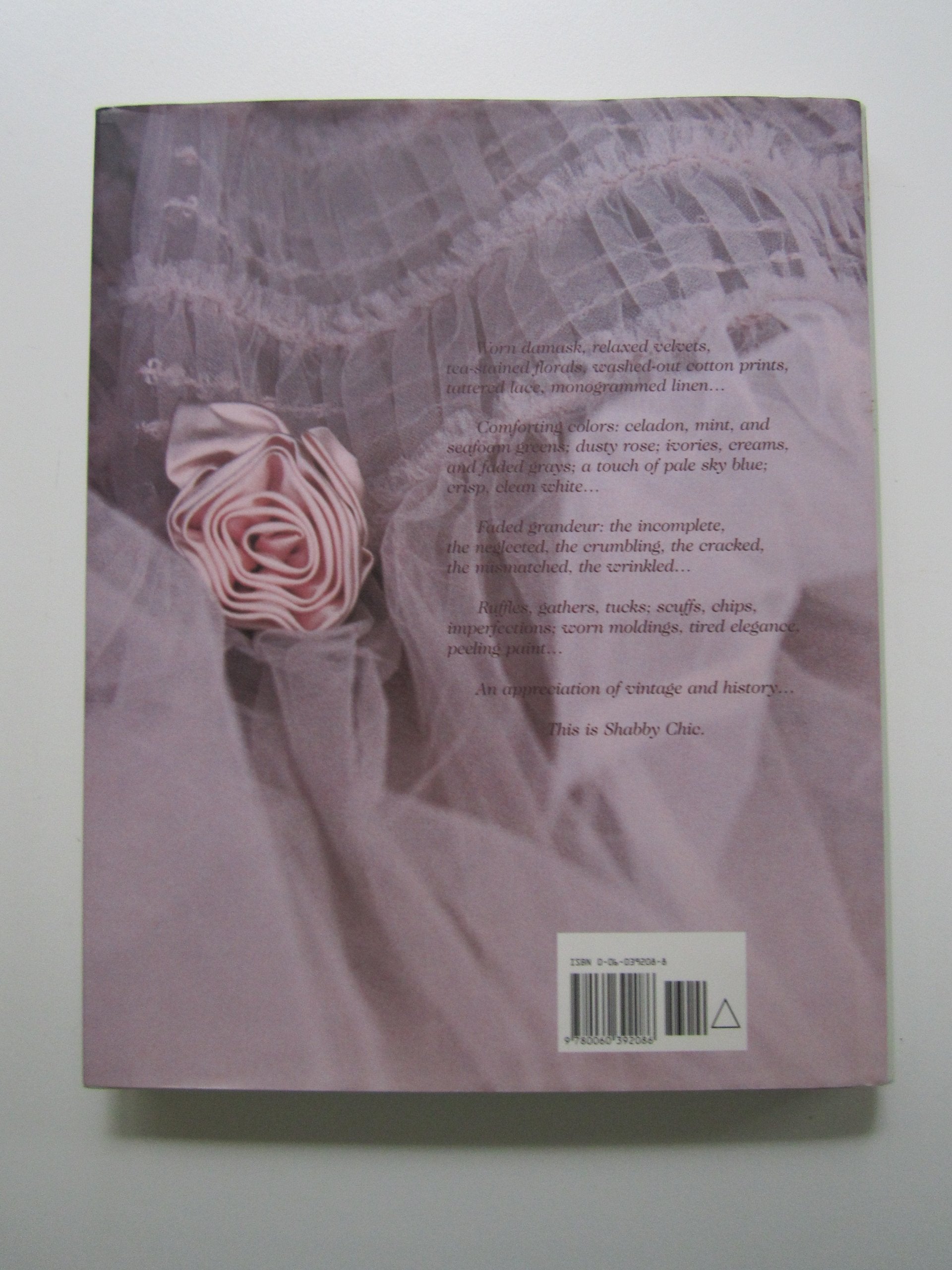 Rachel Ashwell's Shabby Chic Treasure Hunting and Decorating Guide used book depot