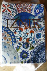Iznik: The Pottery of Ottoman Turkey
