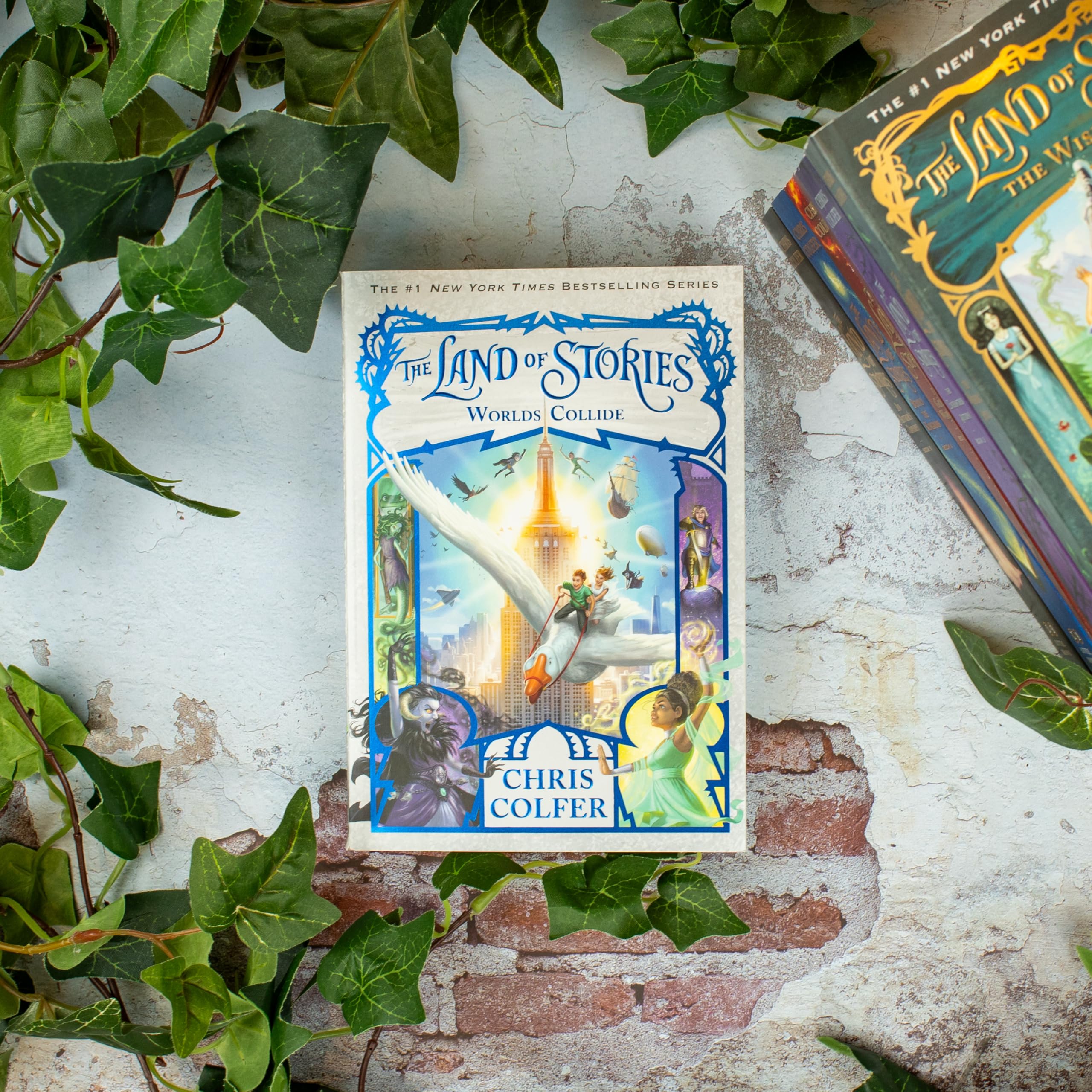 The Land of Stories: Worlds Collide (The Land of Stories, 6) used book depot