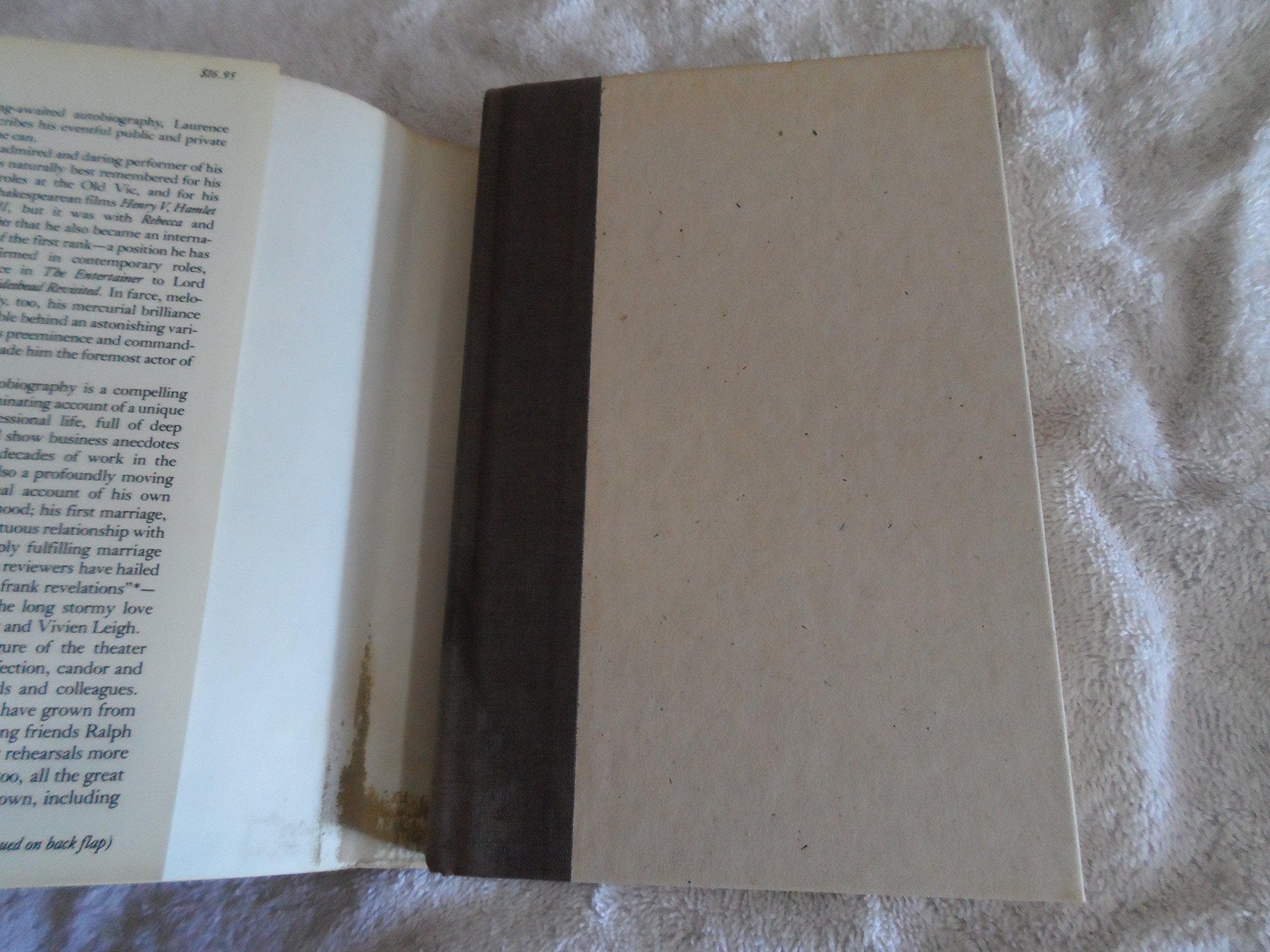 Confessions of an Actor: Laurence Olivier an Autobiography used book depot