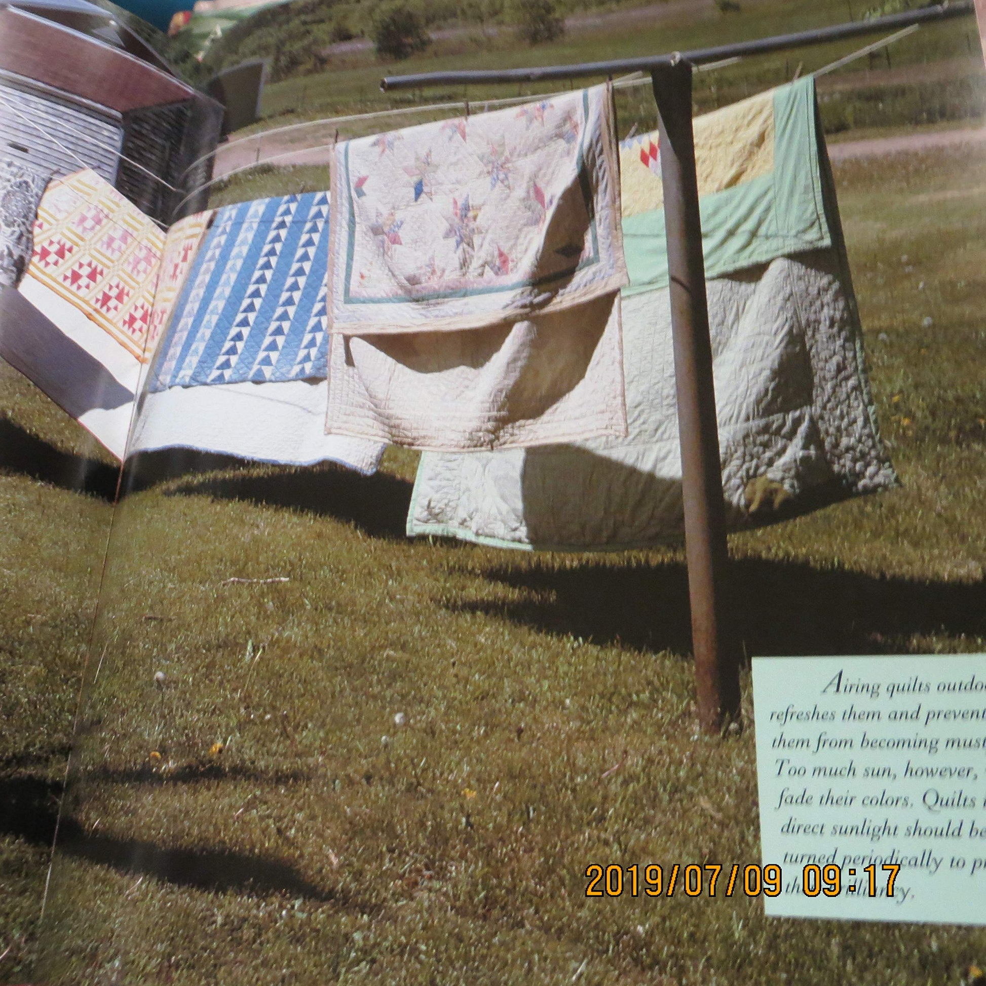 Country Living Country Decorating used book depot