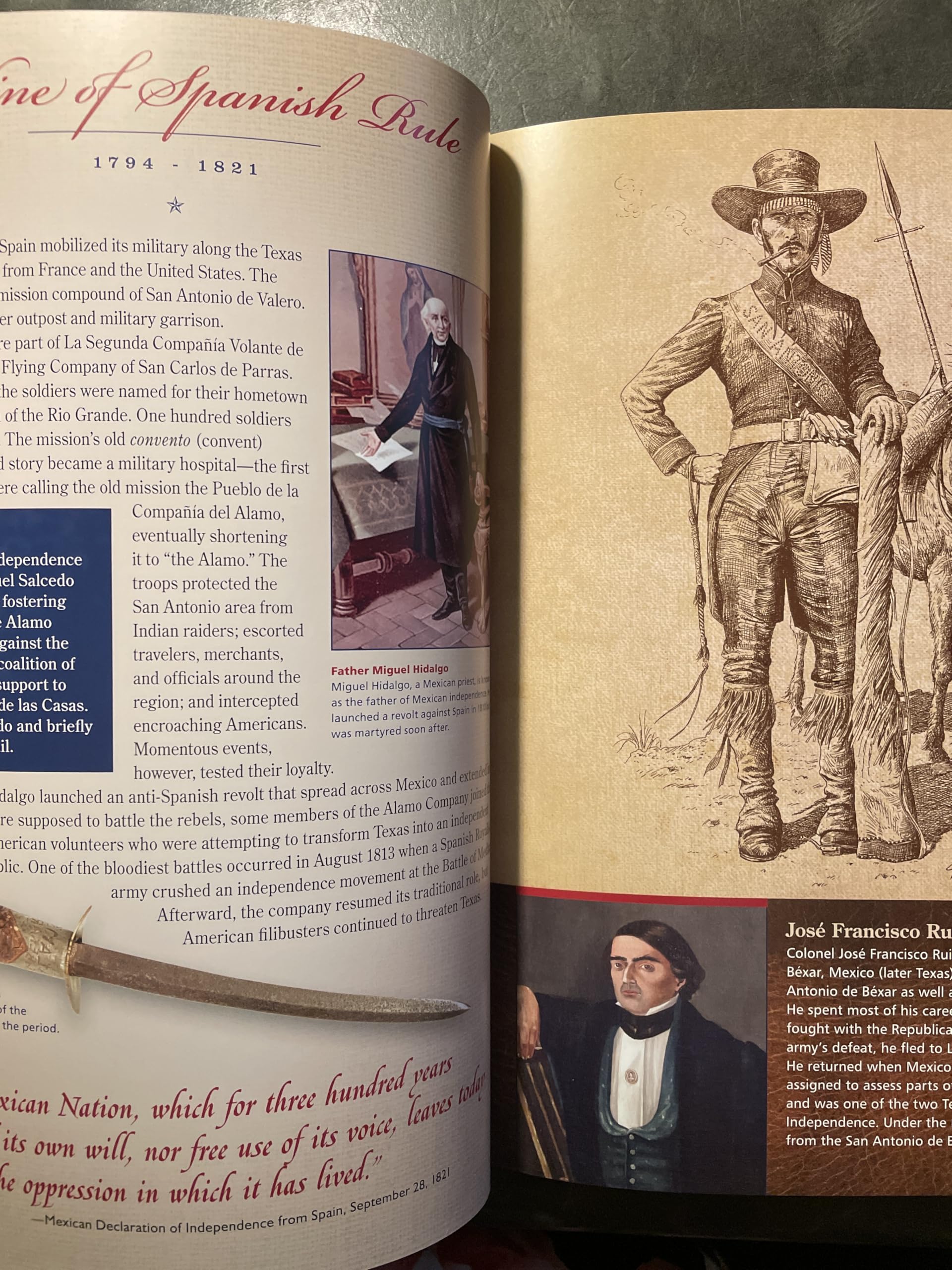 Alamo : 300 Years of Texas History used book depot