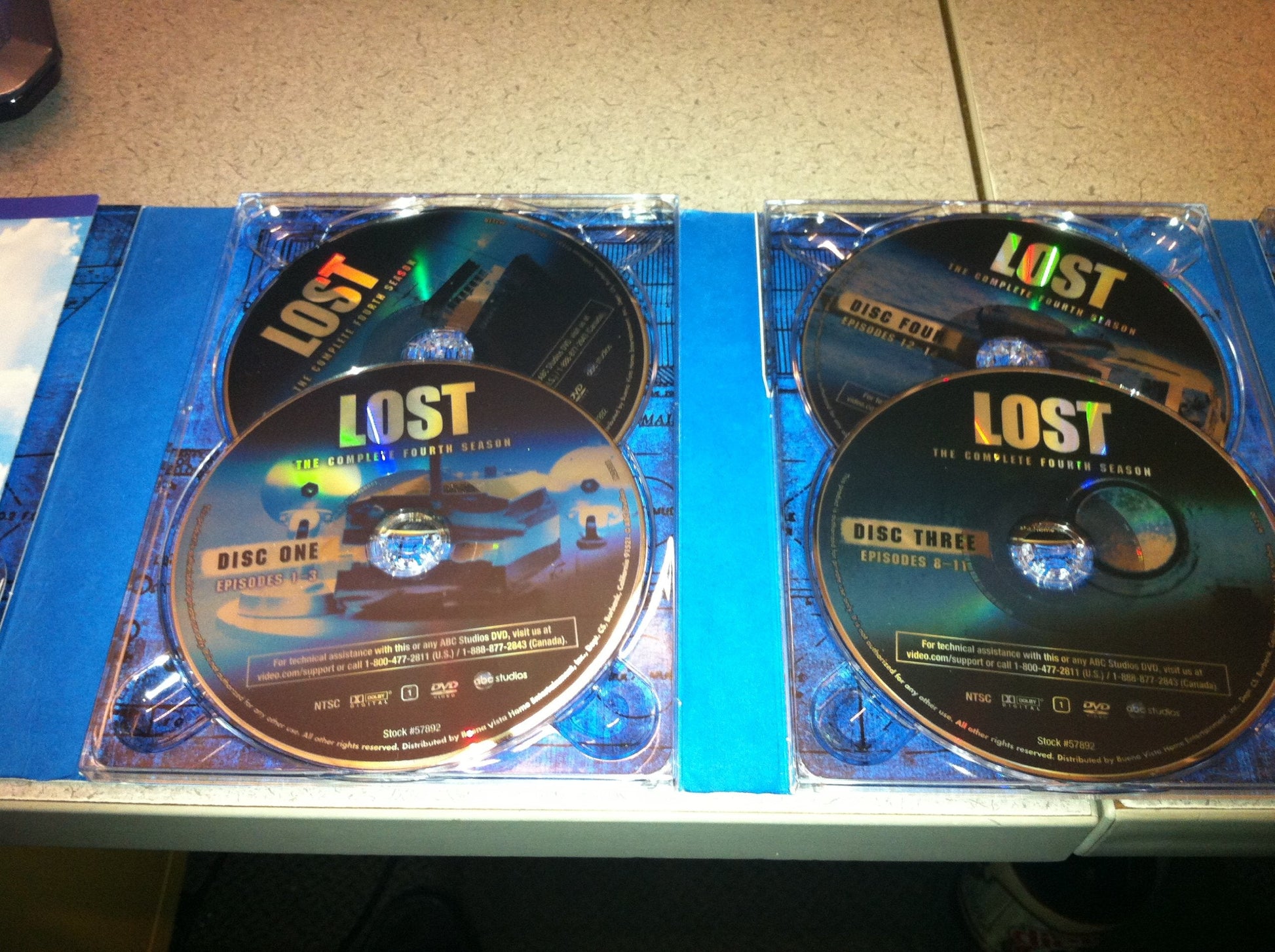 Lost: Season 4 - The Expanded Experience used book depot