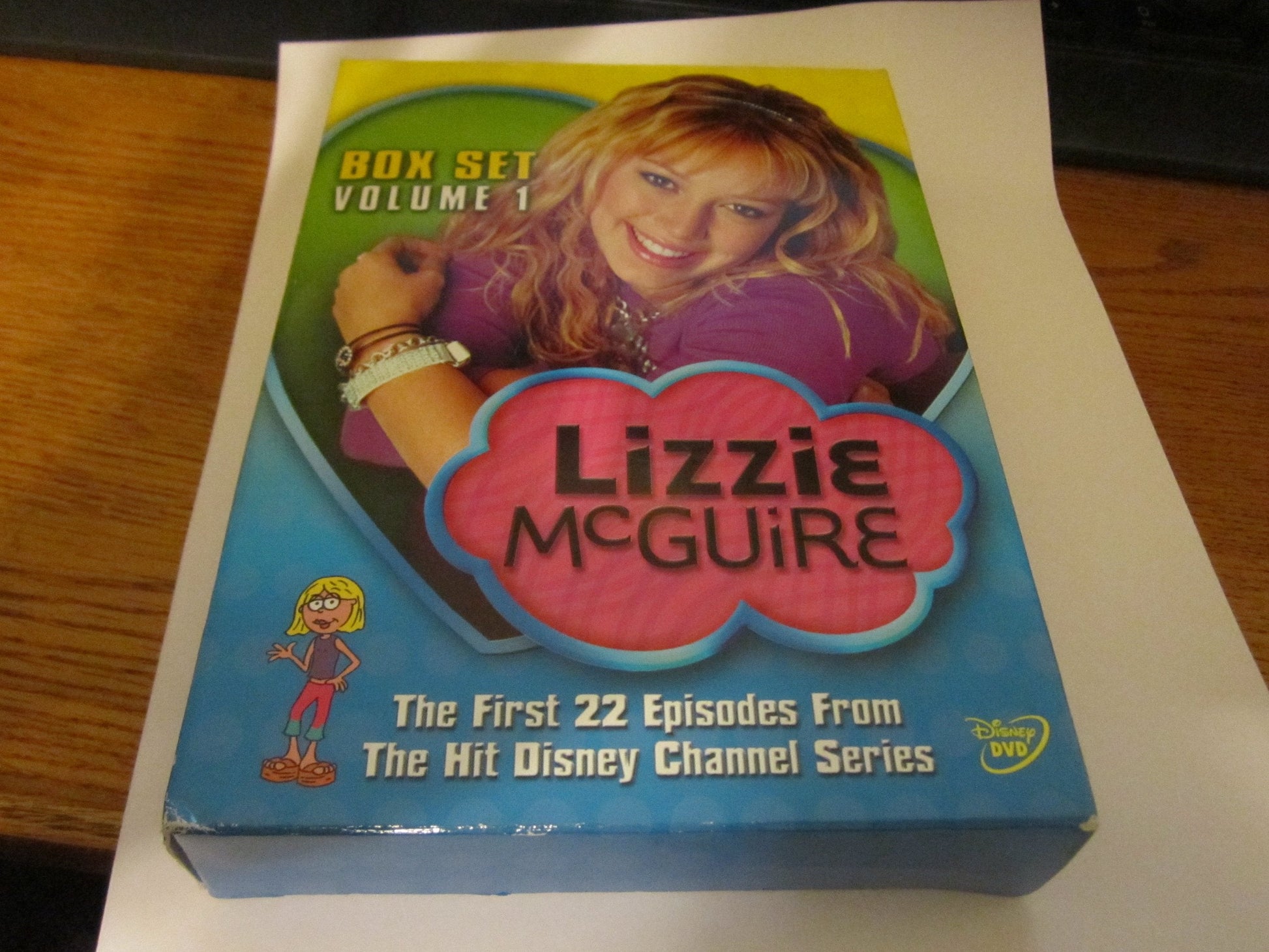 Lizzie McGuire Box Set: Volume One [DVD] used book depot