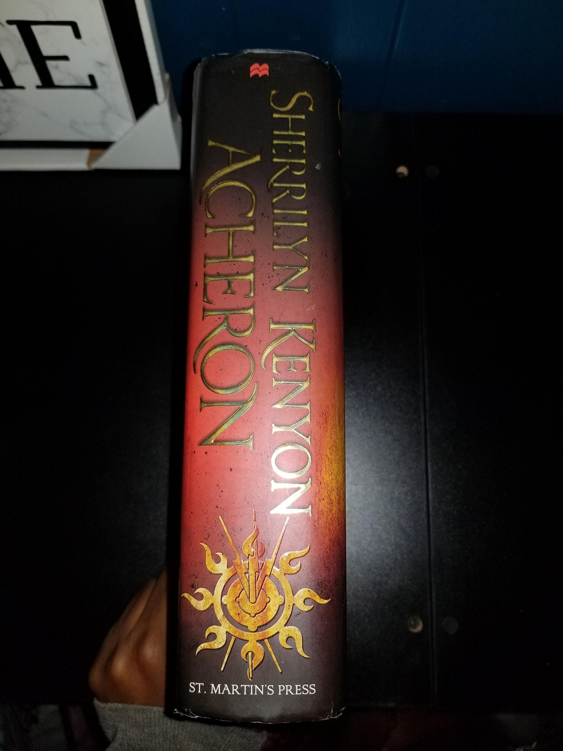 Acheron (Dark-Hunter, Book 12) used book depot