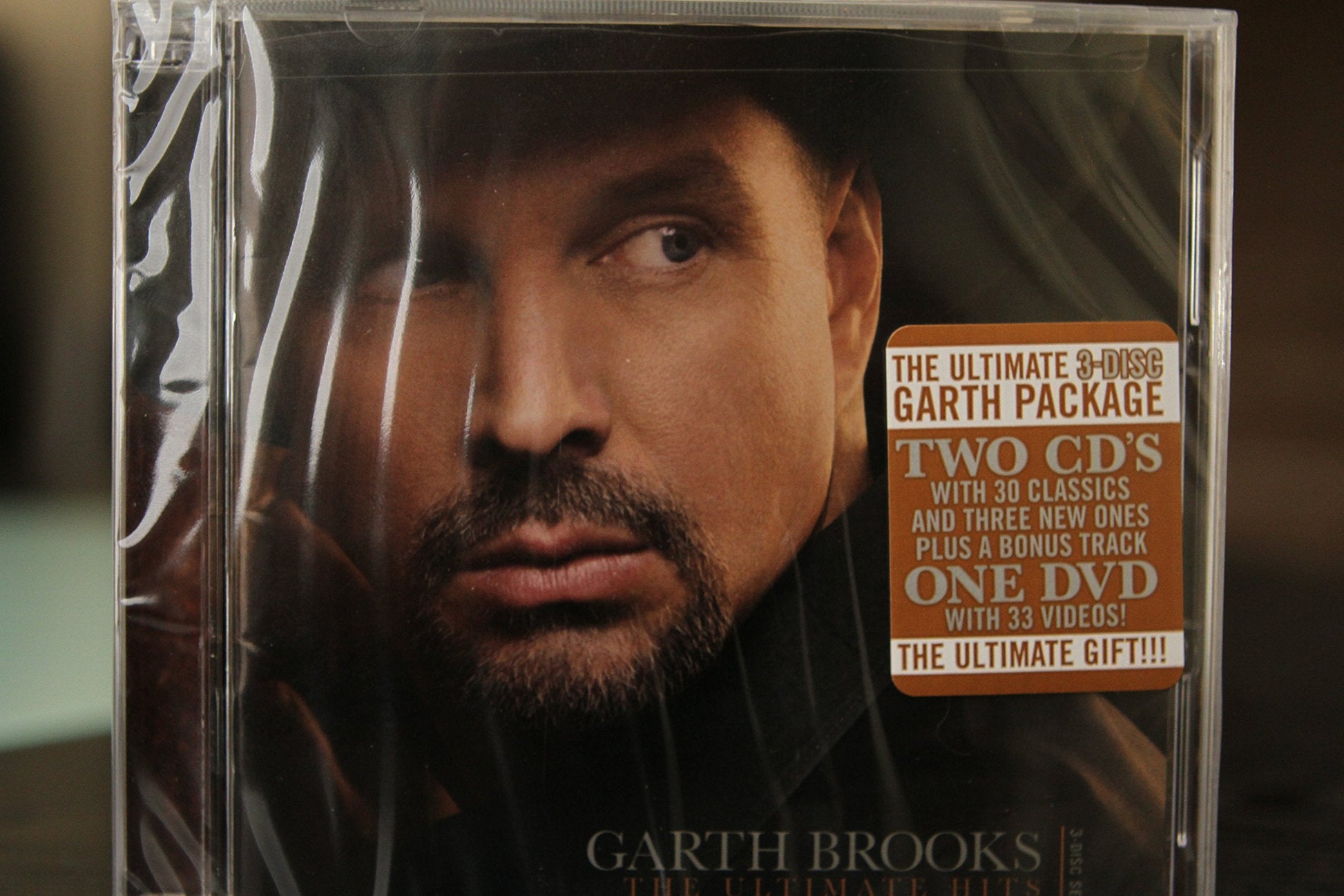 Garth Brooks Ultimate Hits used book depot