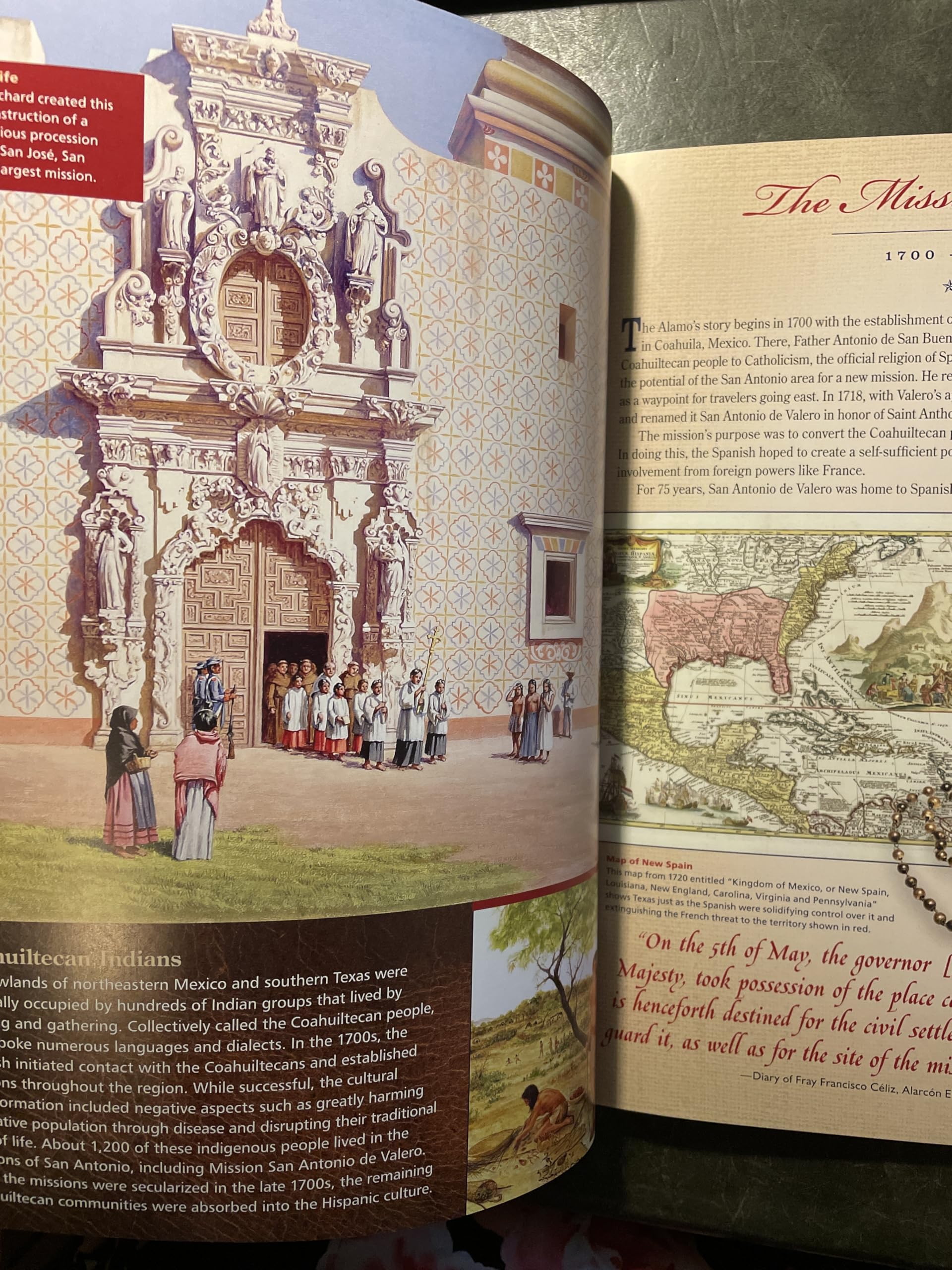 Alamo : 300 Years of Texas History used book depot