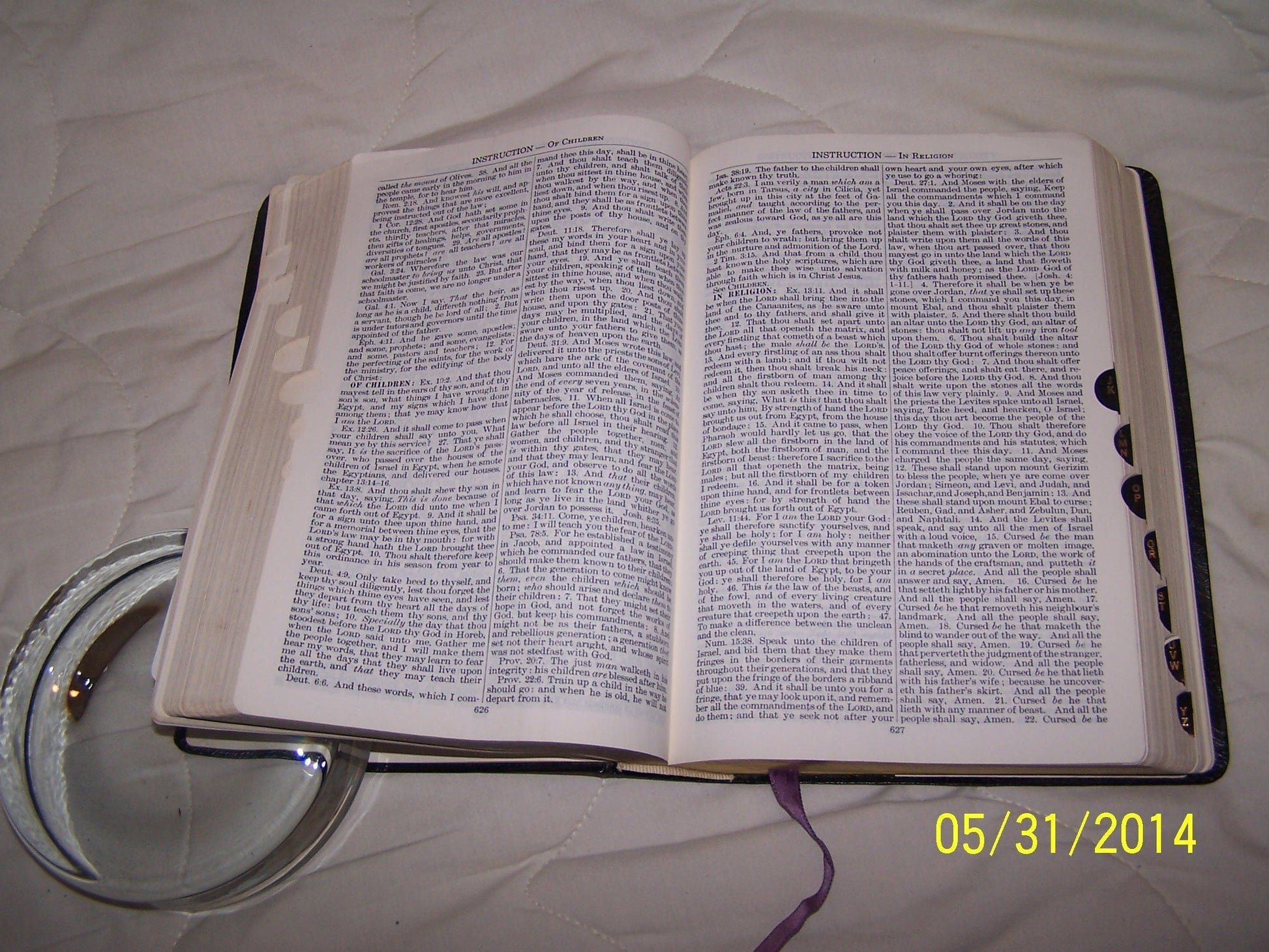 Nave's Topical Bible a Digest of the Holy Scriptures used book depot
