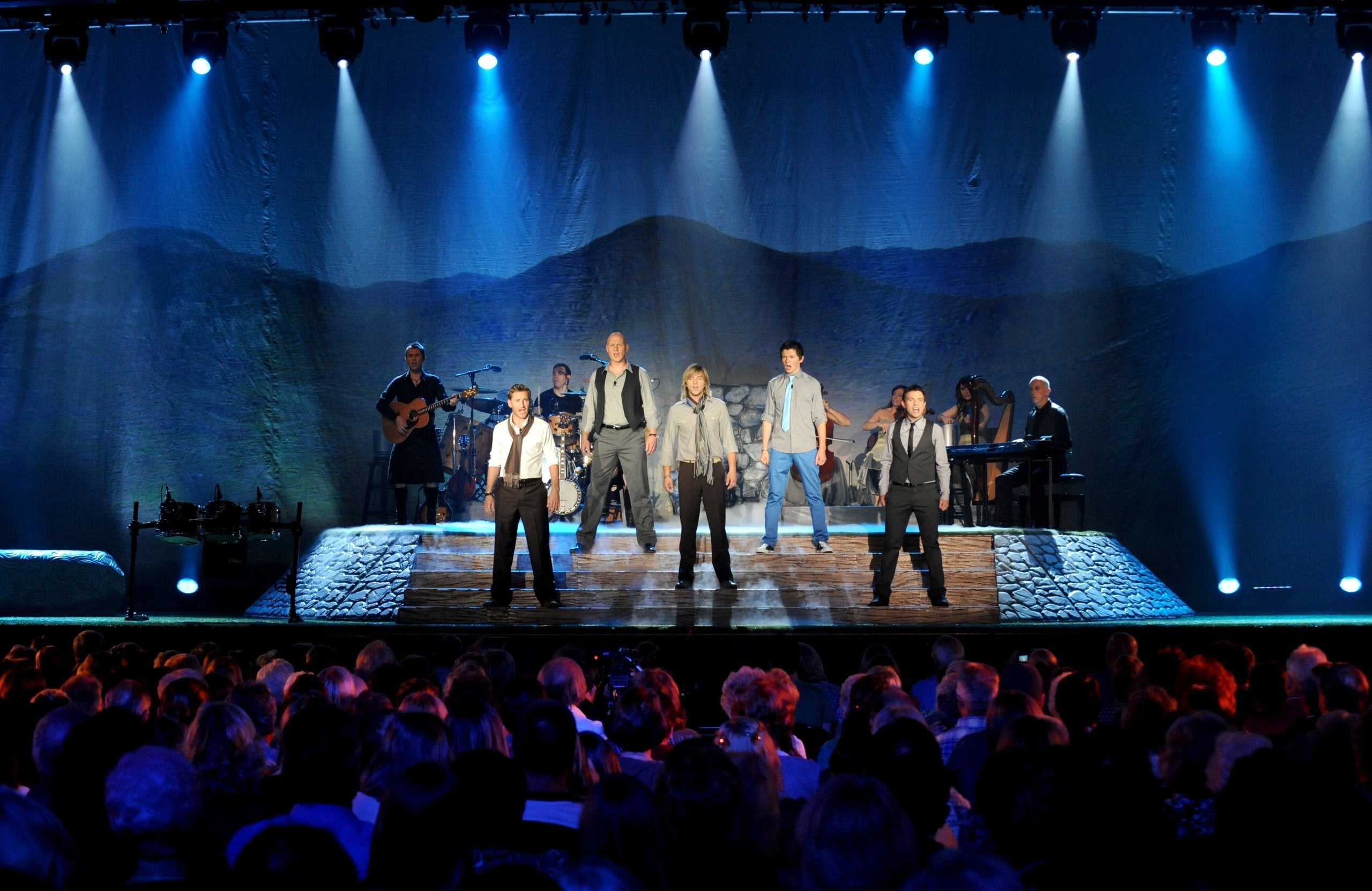 Celtic Thunder: Heritage used book depot