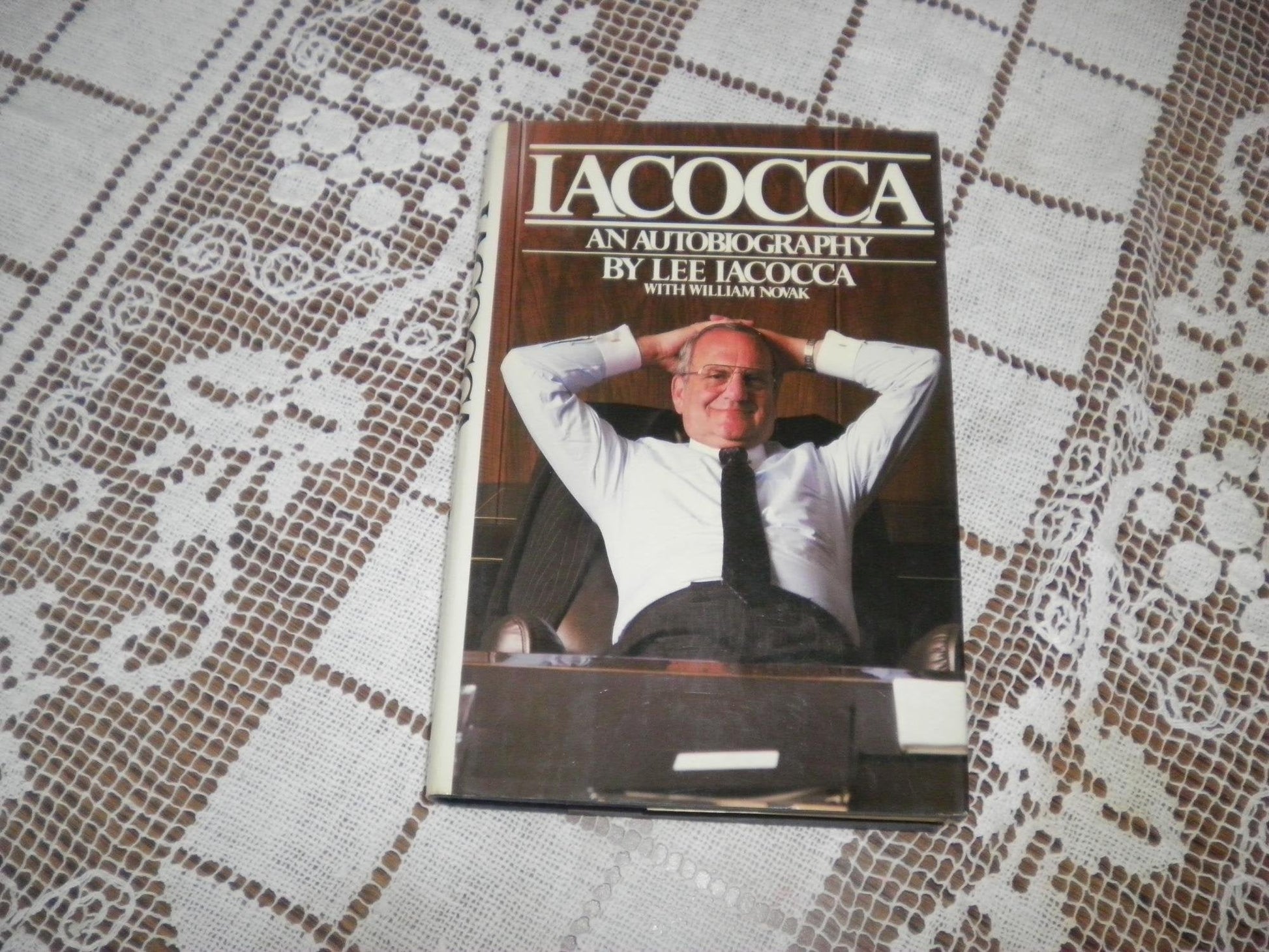 Iacocca: An Autobiography used book depot