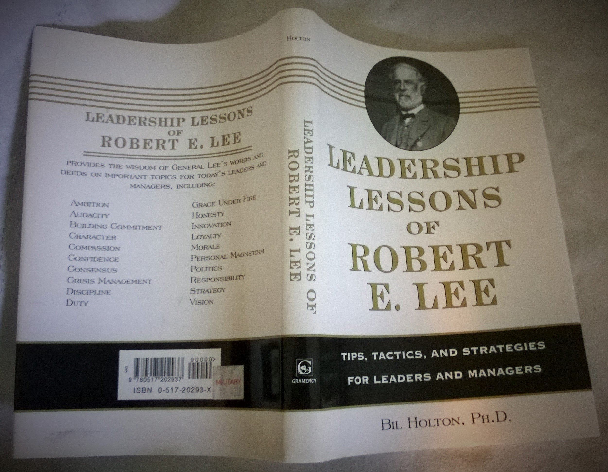 Leadership Lessons of Robert E. Lee: Tips, Tactics. and Strategies for Leaders and Managers used book depot