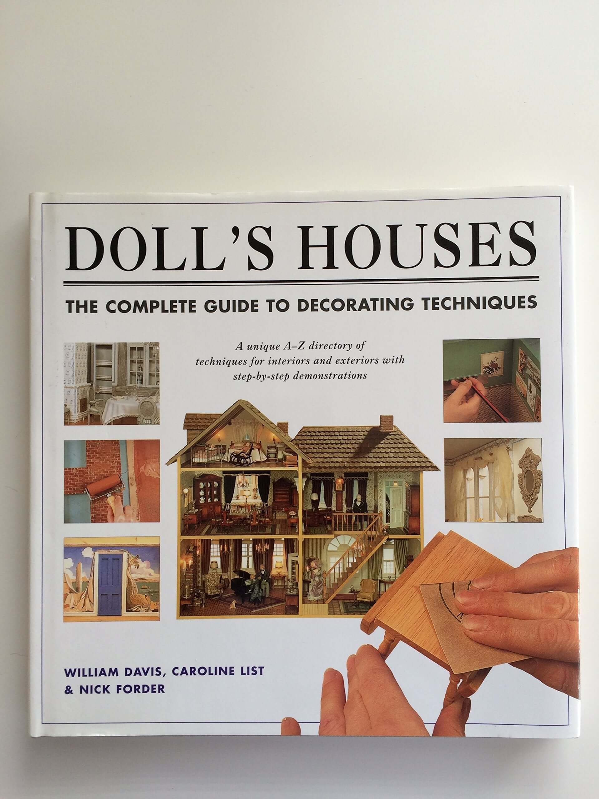 Dolls Houses used book depot