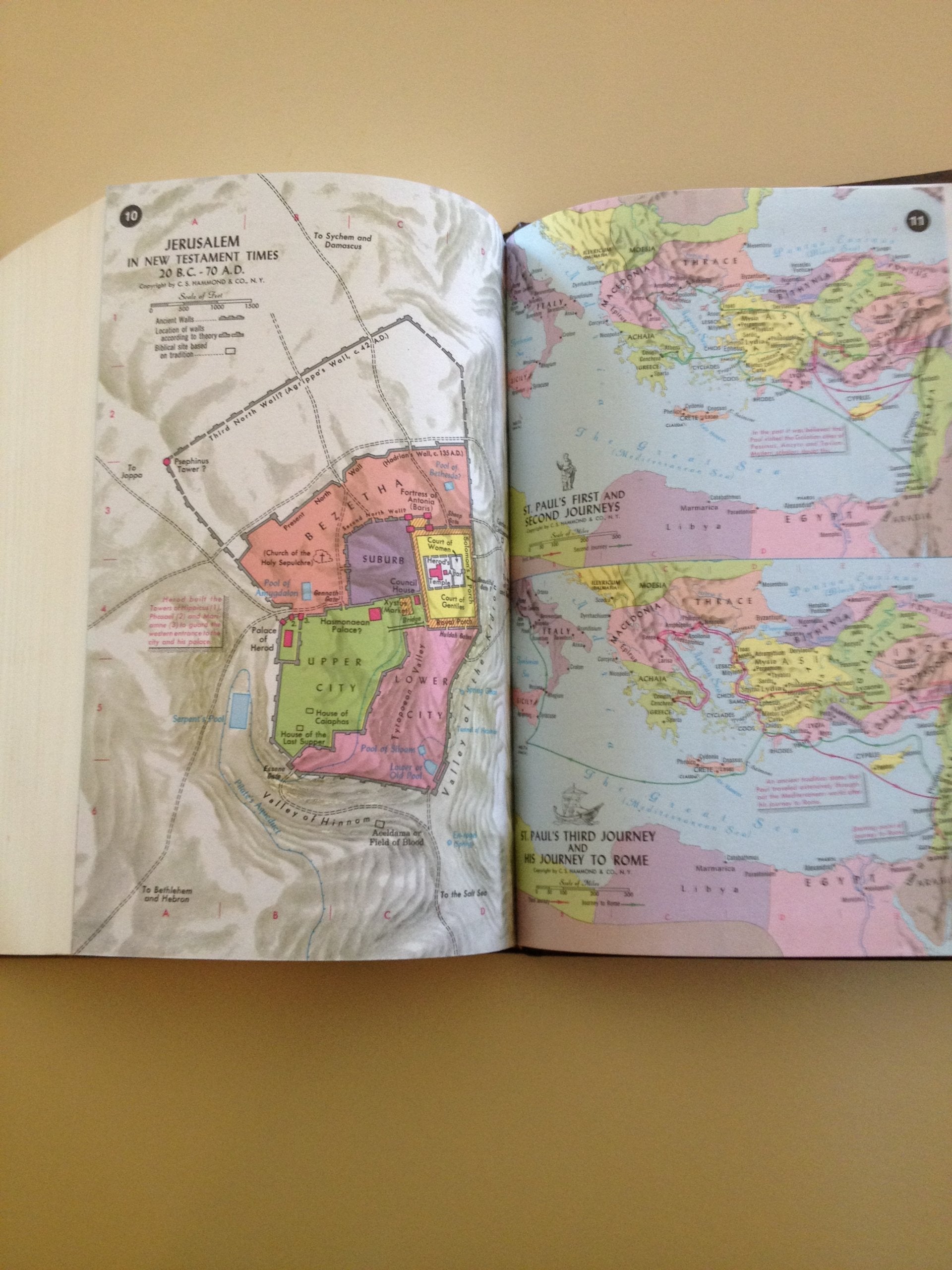 The Ryrie Study Bible: King James Version used book depot