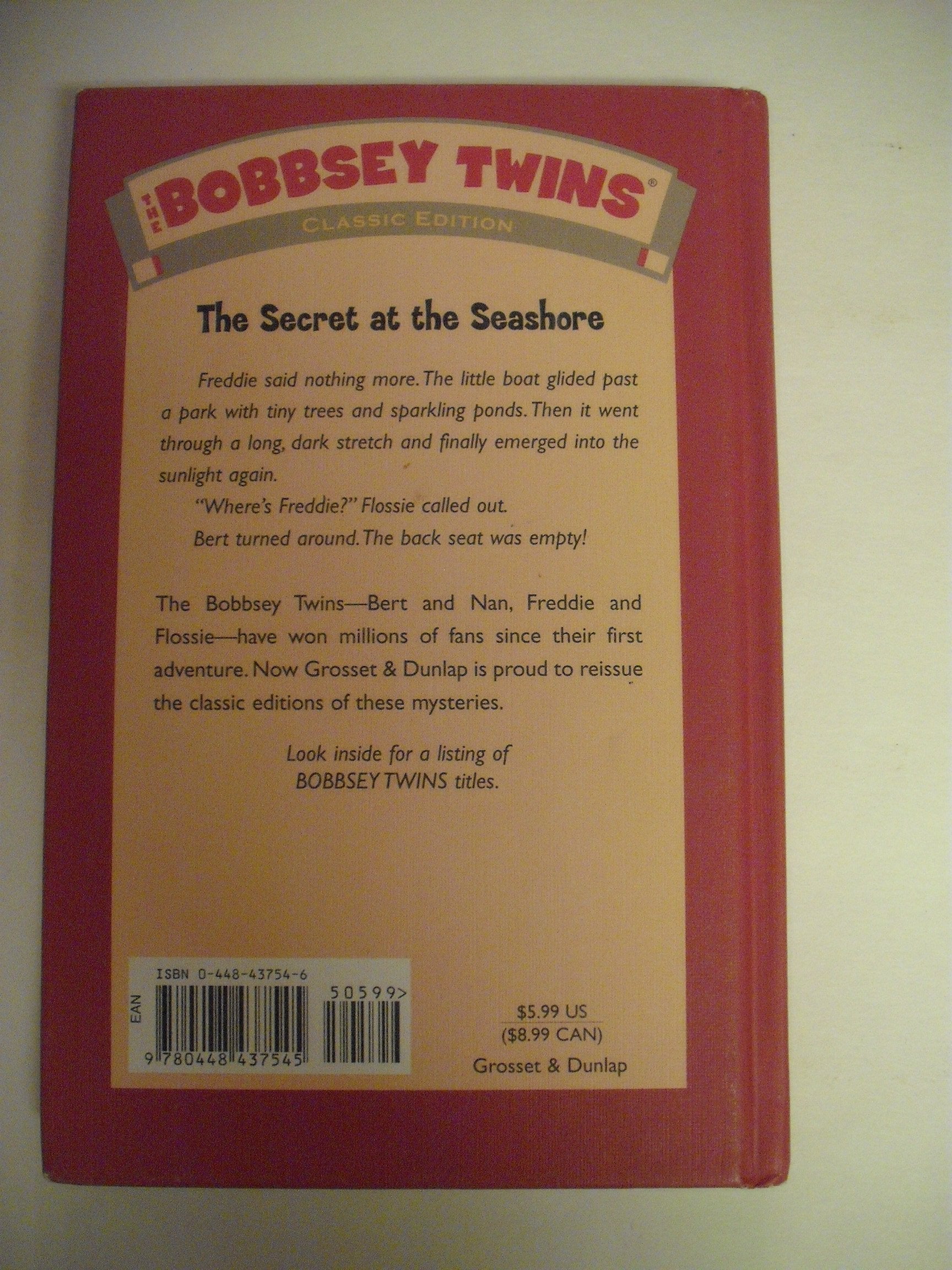 The Secret at the Seashore (Bobbsey Twins #3) used book depot