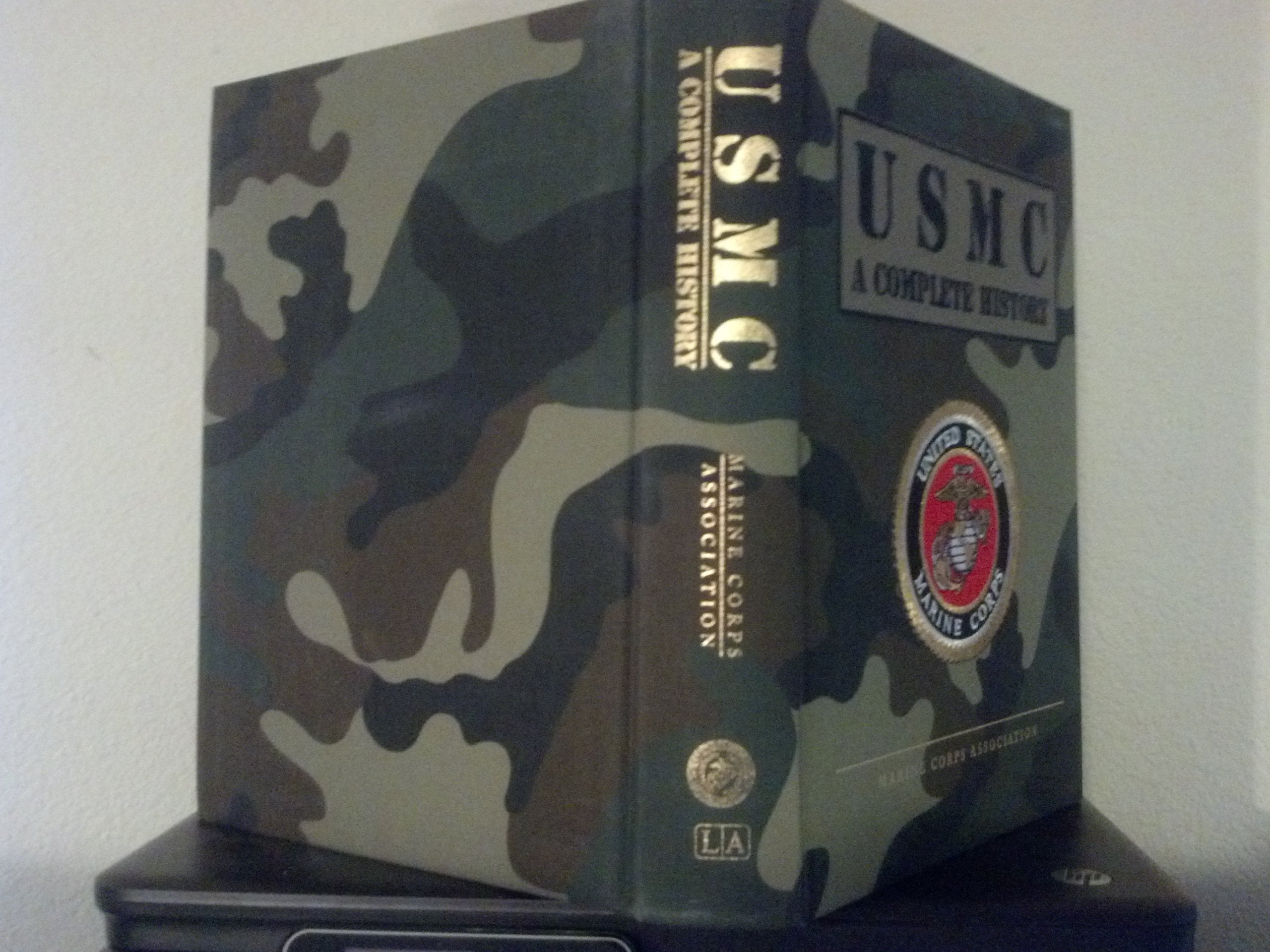 USMC: United States Marine Corps- A Complete History used book depot