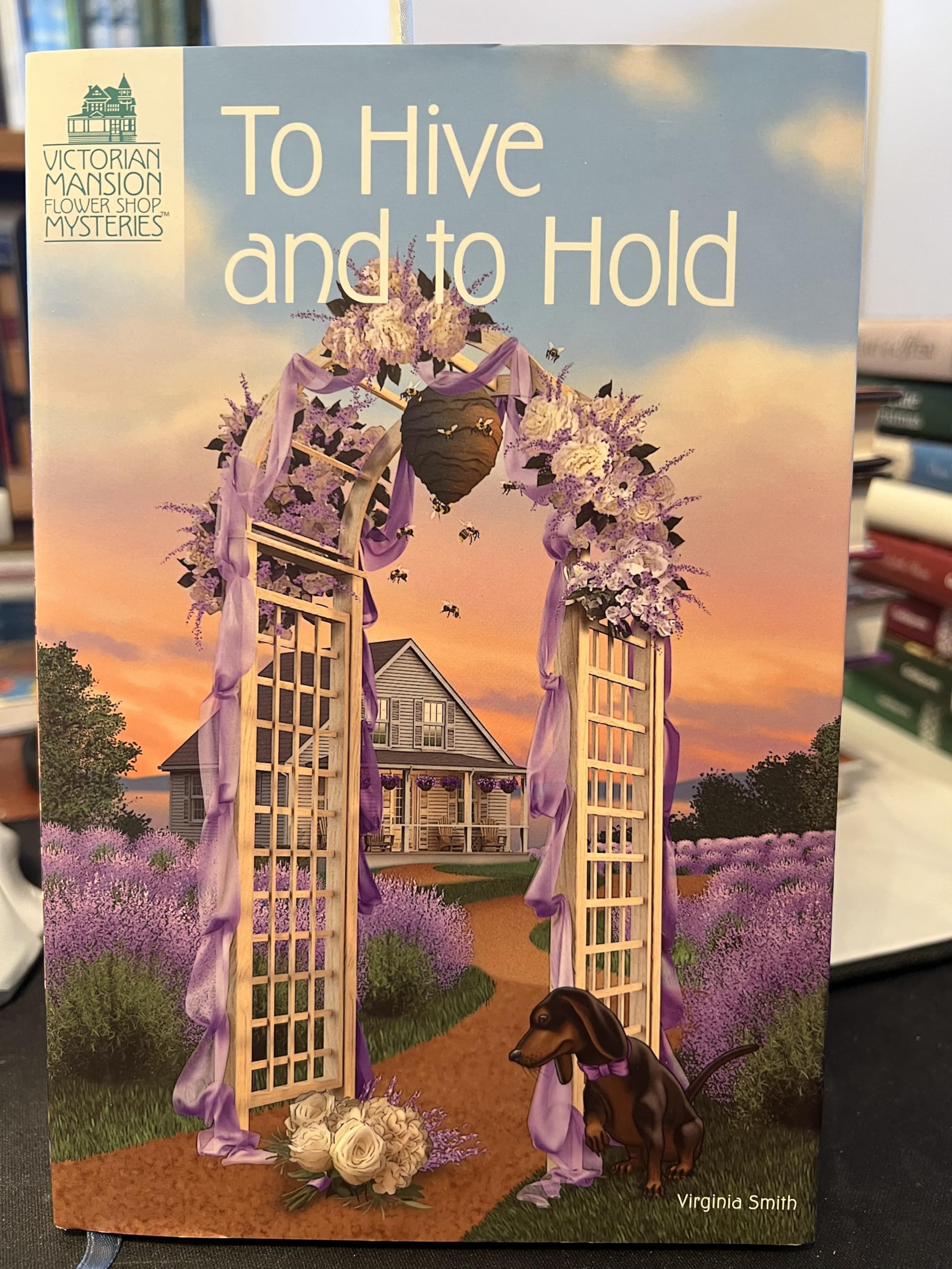 To Hive And To Hold - Virginia Smith used book depot