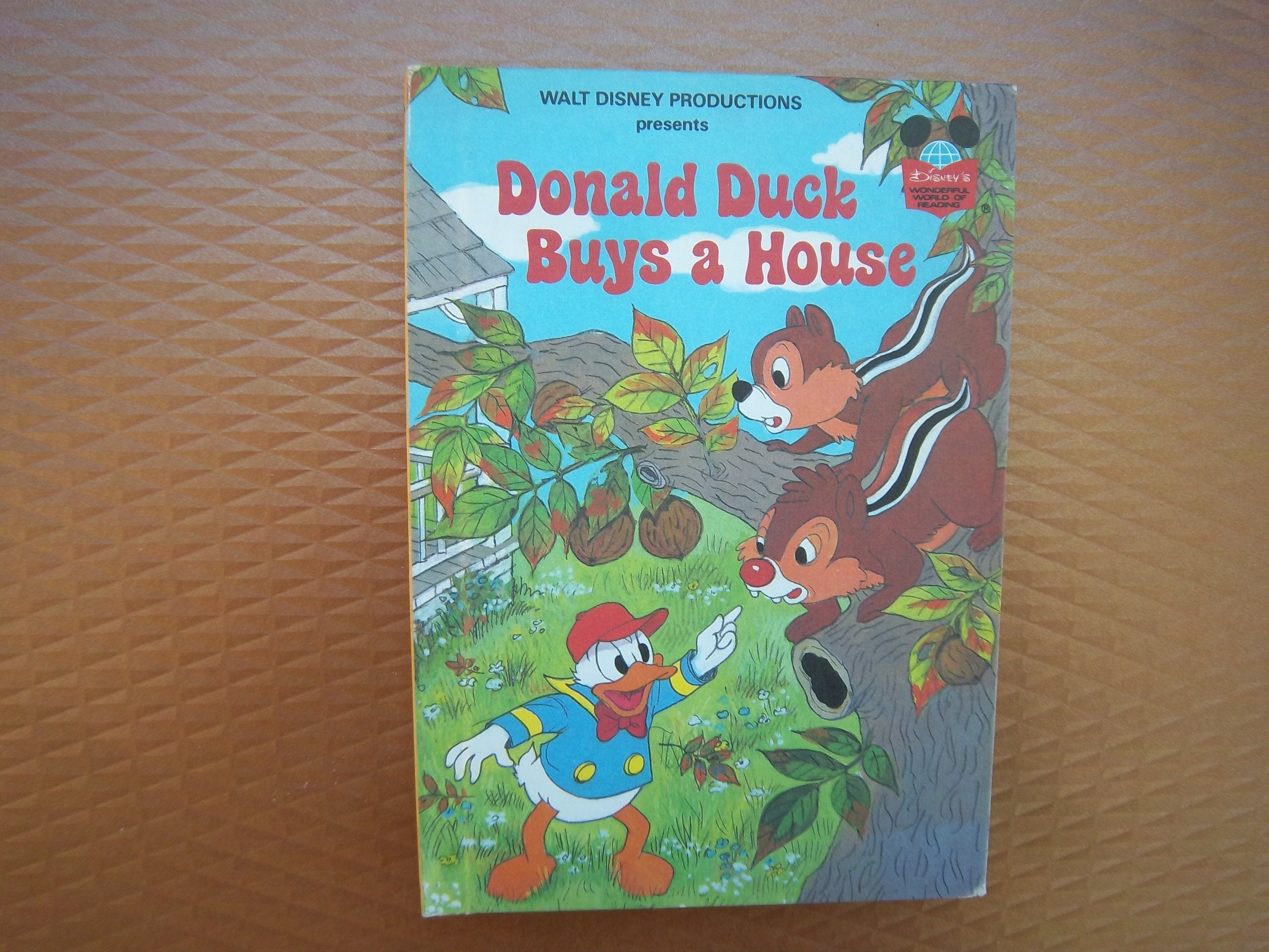 Donald Duck Buys a House (Disney's Wonderful World of Reading) used book depot