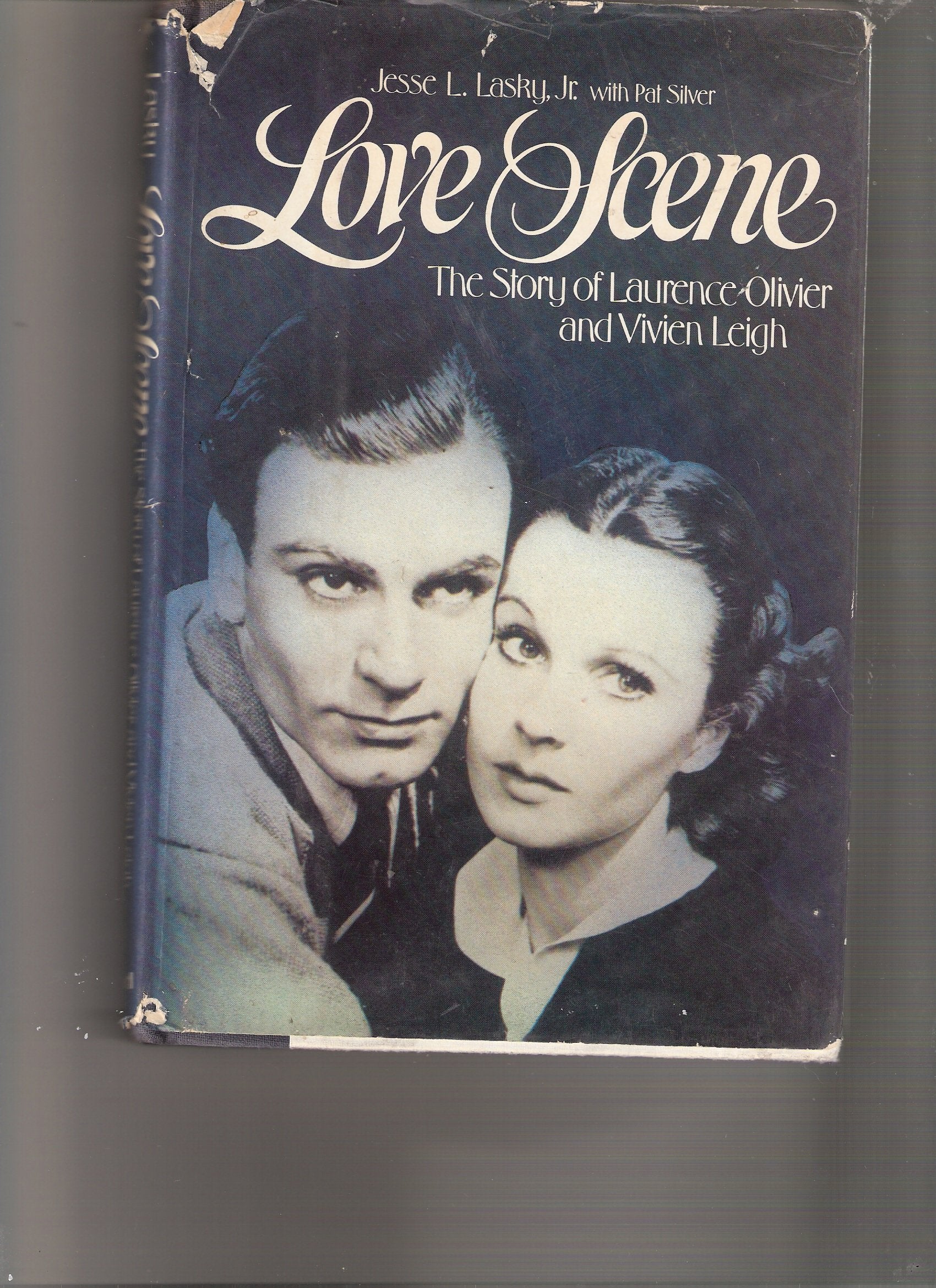 Love Scene: The Story of Laurence Olivier and Vivien Leigh used book depot