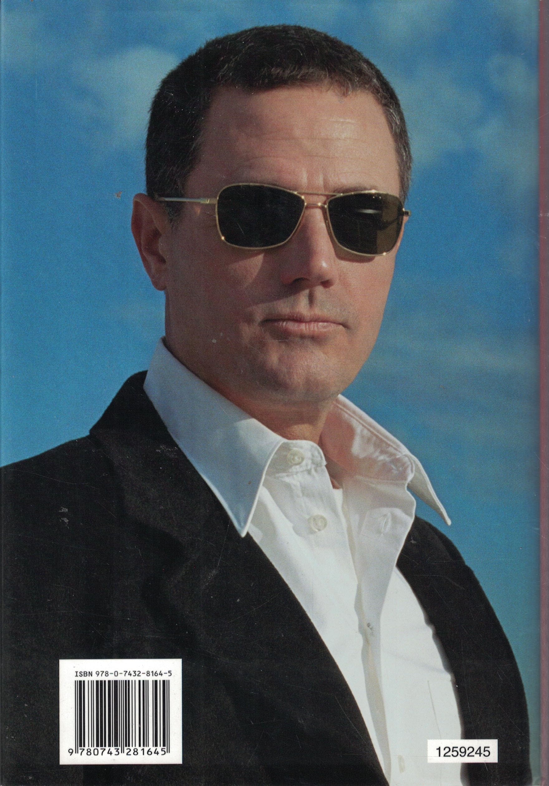 Chasing Darkness (Elvis Cole Novel) used book depot