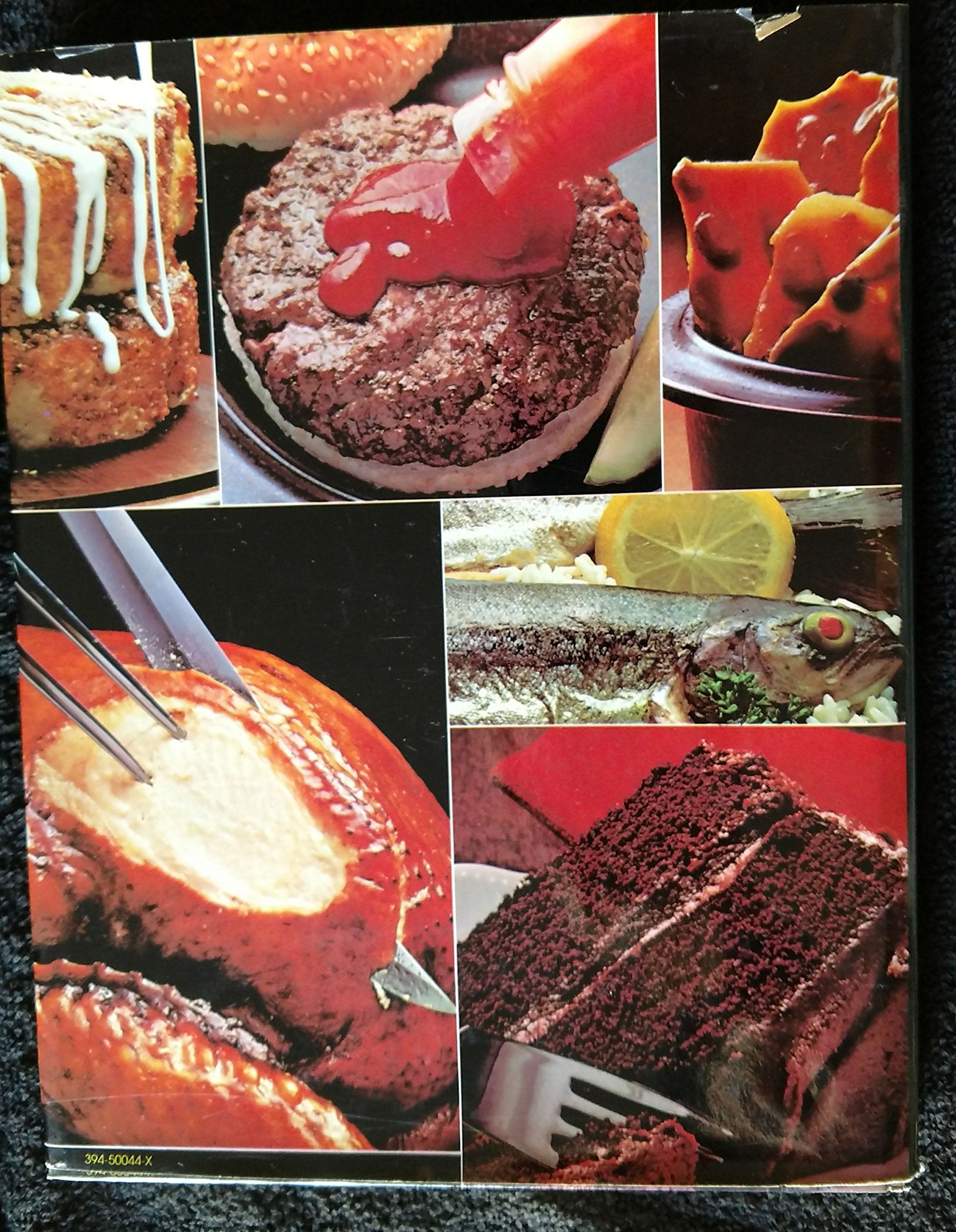 The General Electric microwave guide & cookbook: The only complete guide to microwave cooking, containing step-by-step microlessons, wide-ranging and ... techniques, and more than 450 color p used book depot