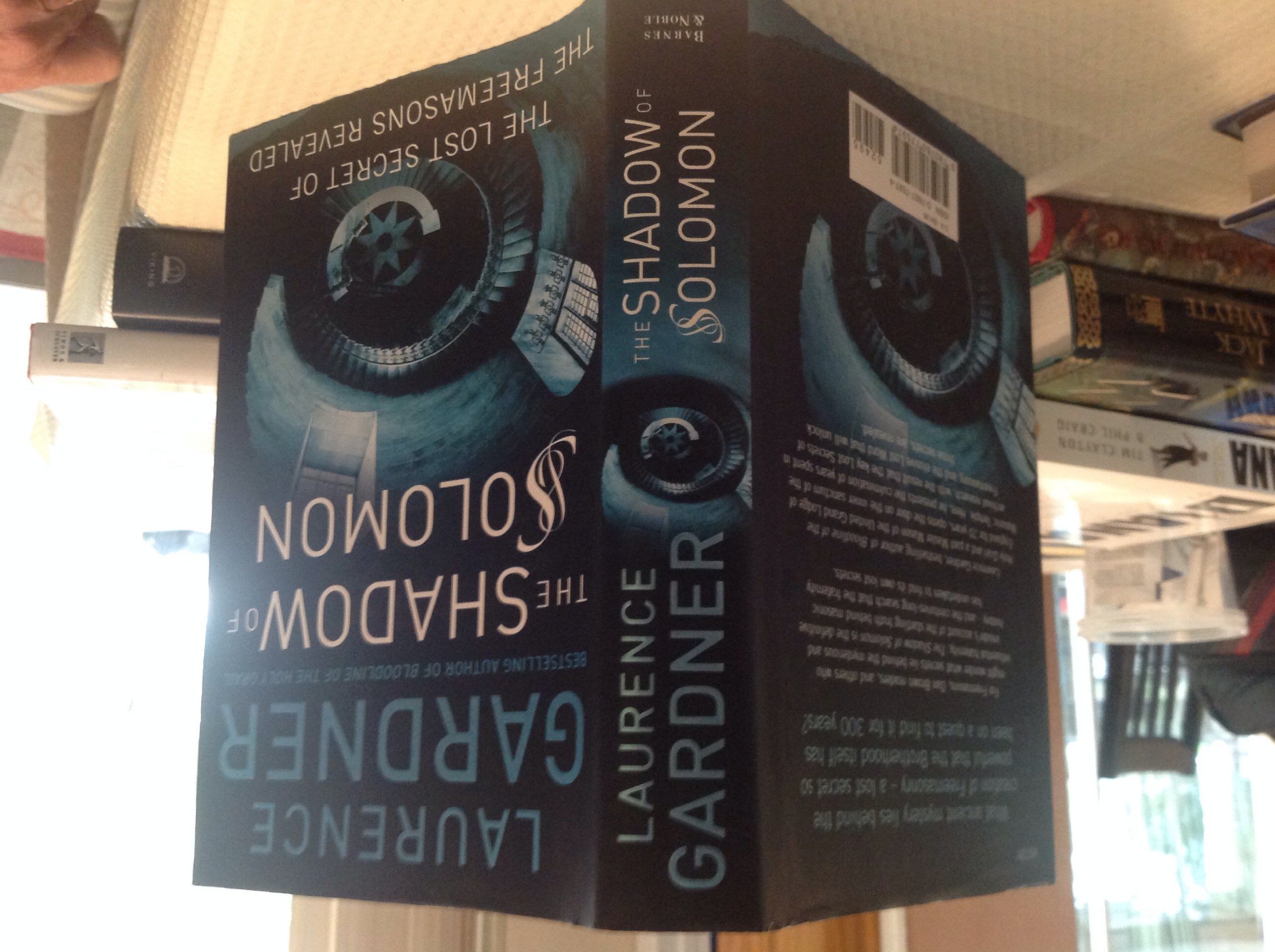 The Shadow of Solomon: The Lost Secret of the Freemasons Revealed used book depot