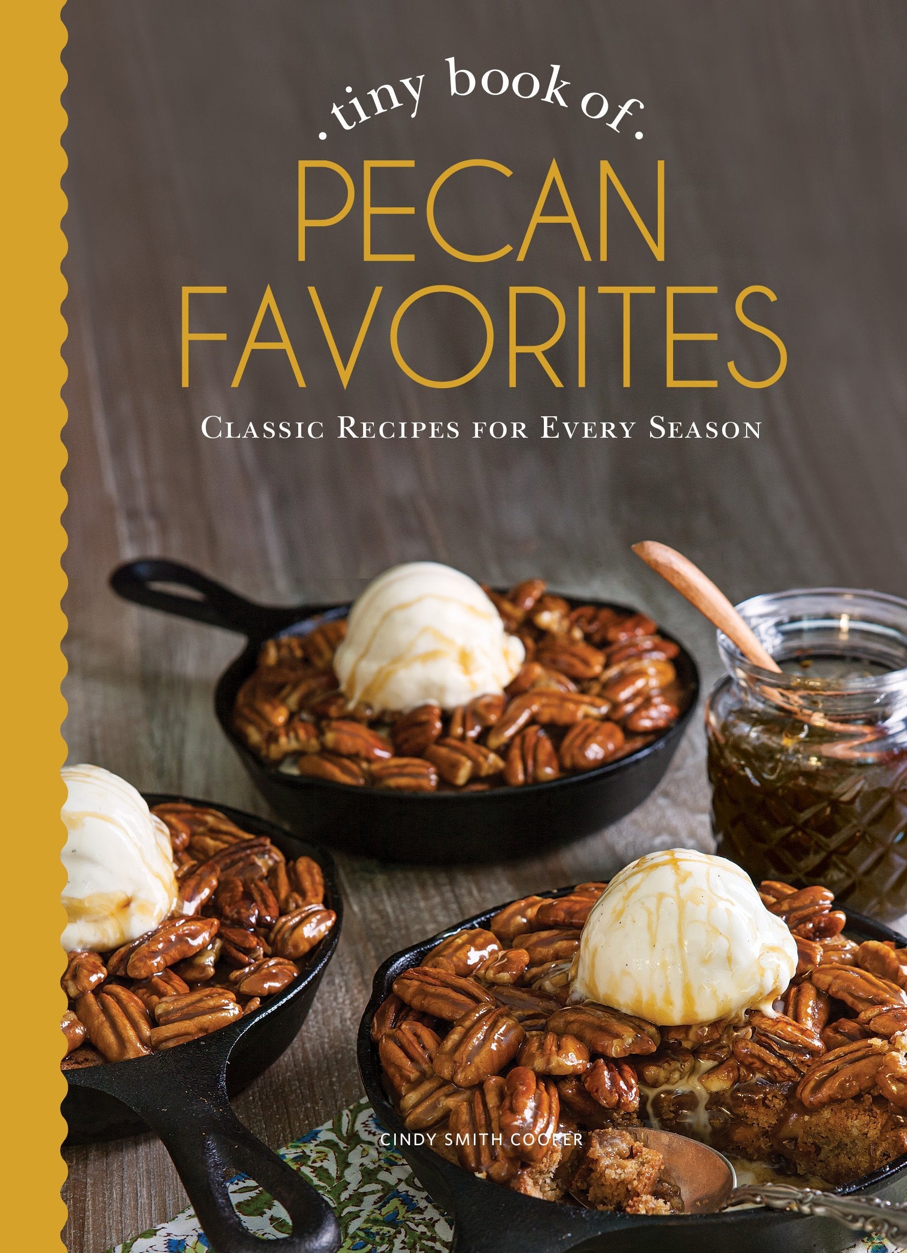 Tiny Book of Pecan Favorites (Small Pleasures) used book depot