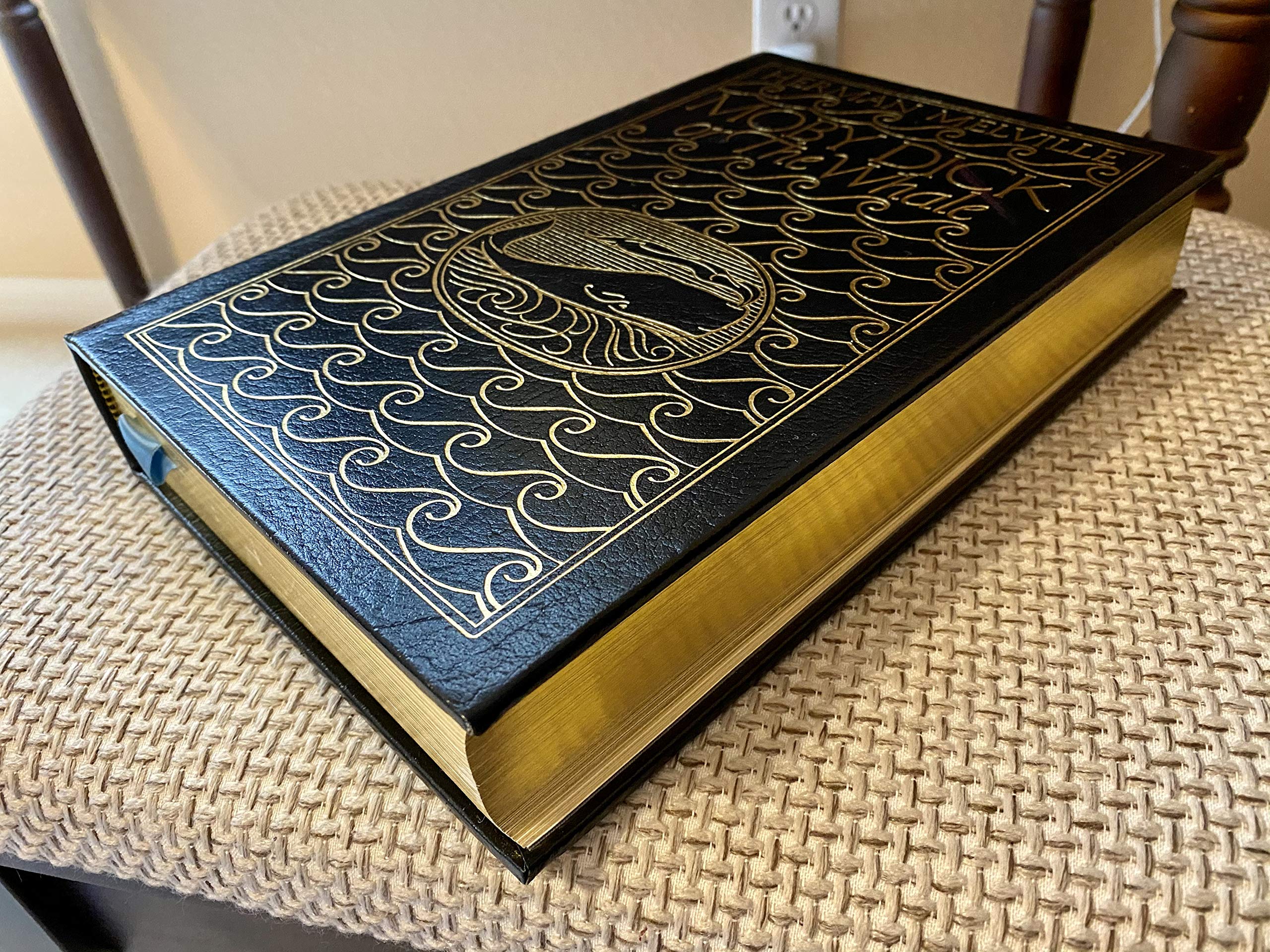 Moby Dick; or, The Whale - The 100 Greatest Books Ever Written, Collector's Edition used book depot