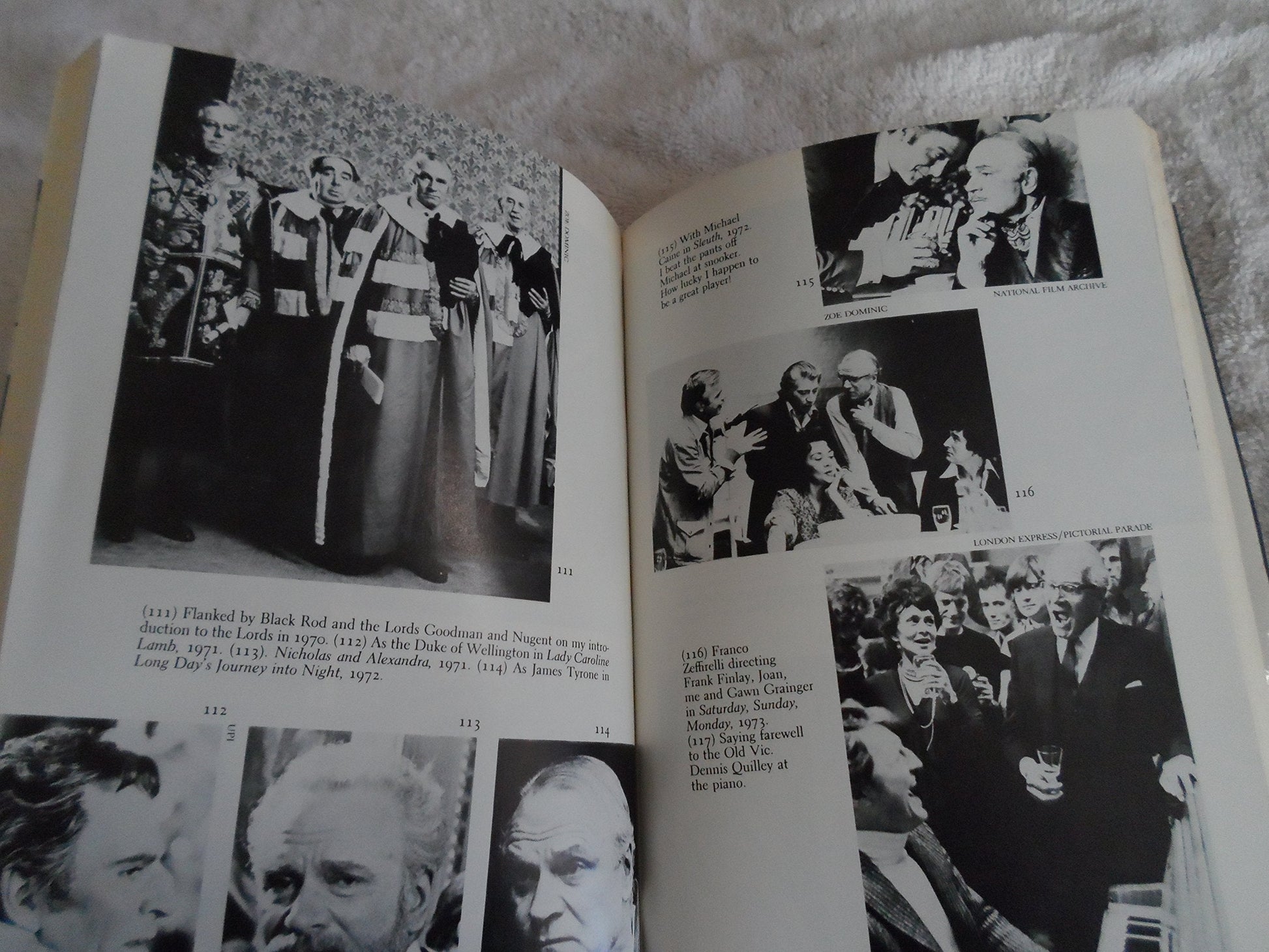 Confessions of an Actor: Laurence Olivier an Autobiography used book depot