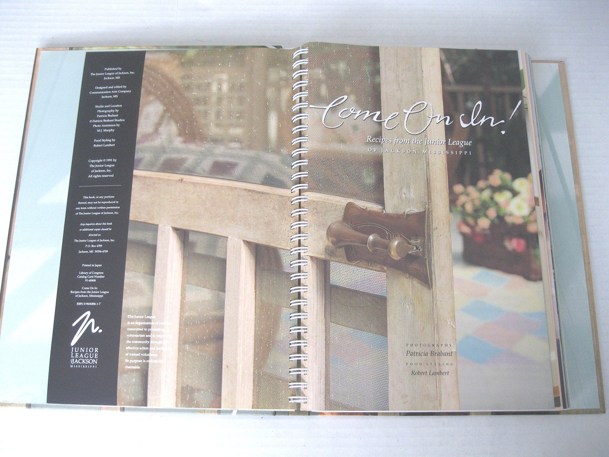 Come on in: Recipes from the Junior League of Jackson, Mississippi used book depot