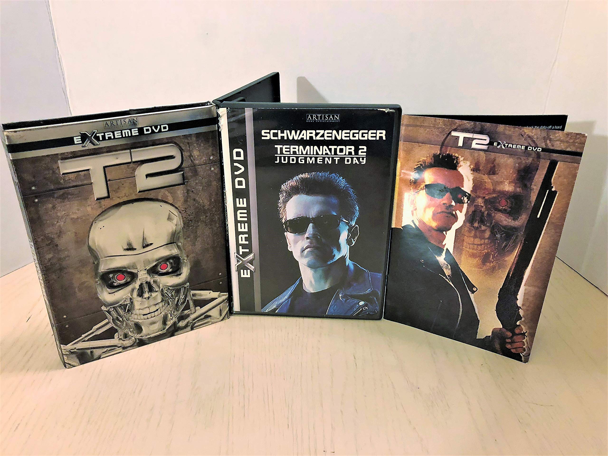 Terminator 2: Judgment Day (Extreme DVD) used book depot