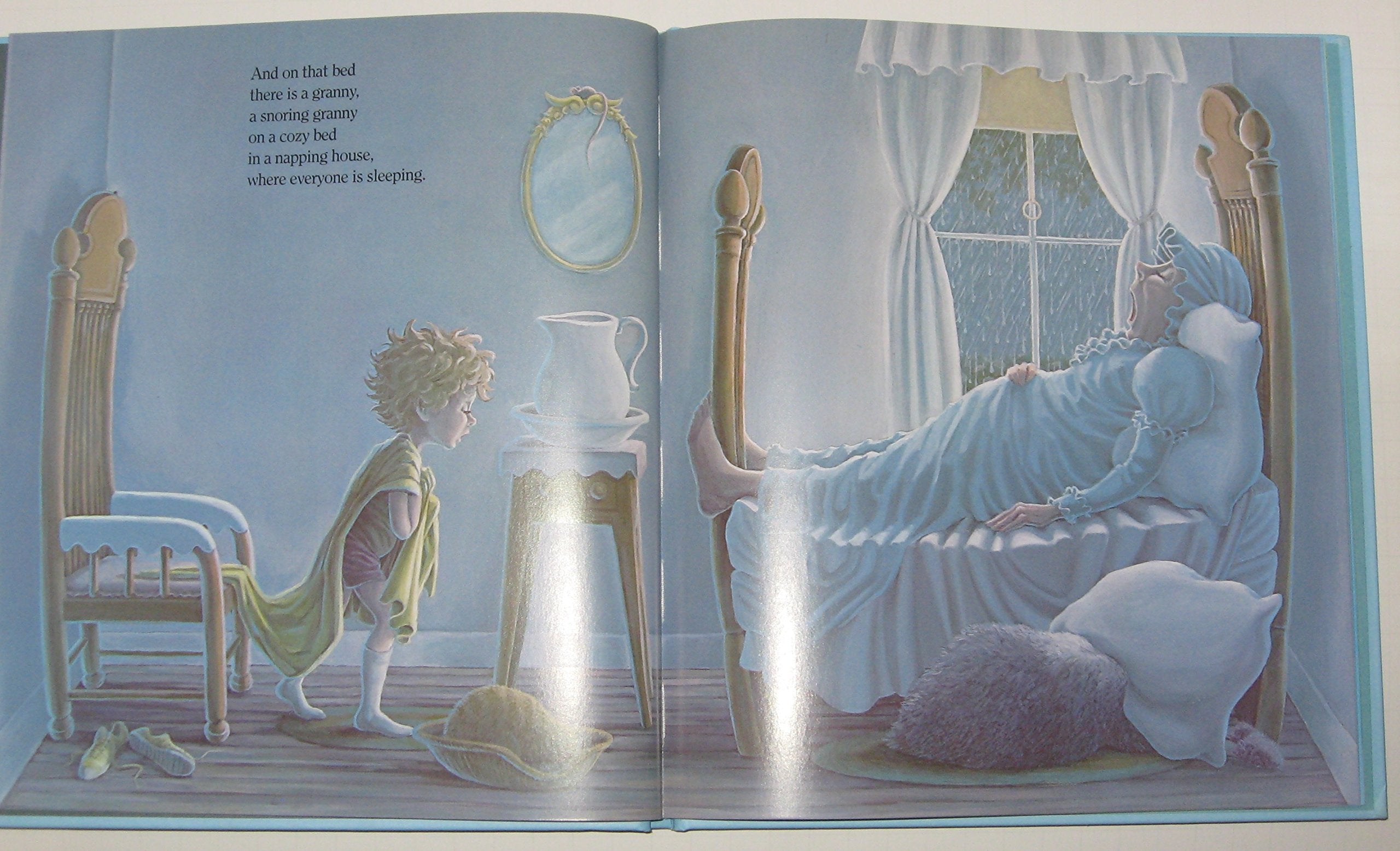 THE NAPPING HOUSE [1984 Edition] used book depot
