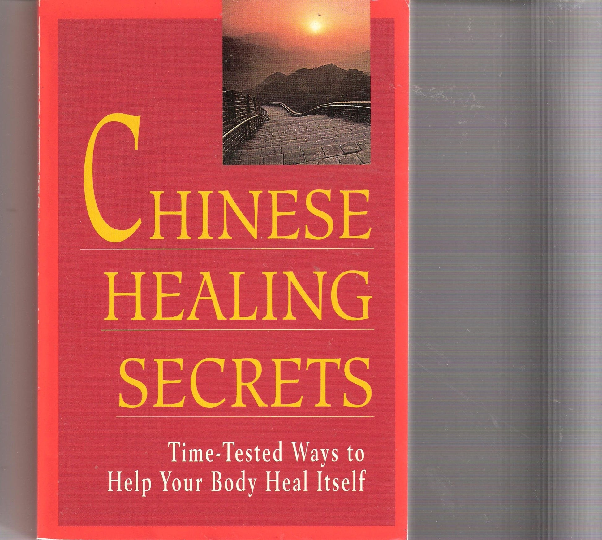 Chinese Healing Secrets: Time Tested Ways to Help Your Body Heal Itself used book depot