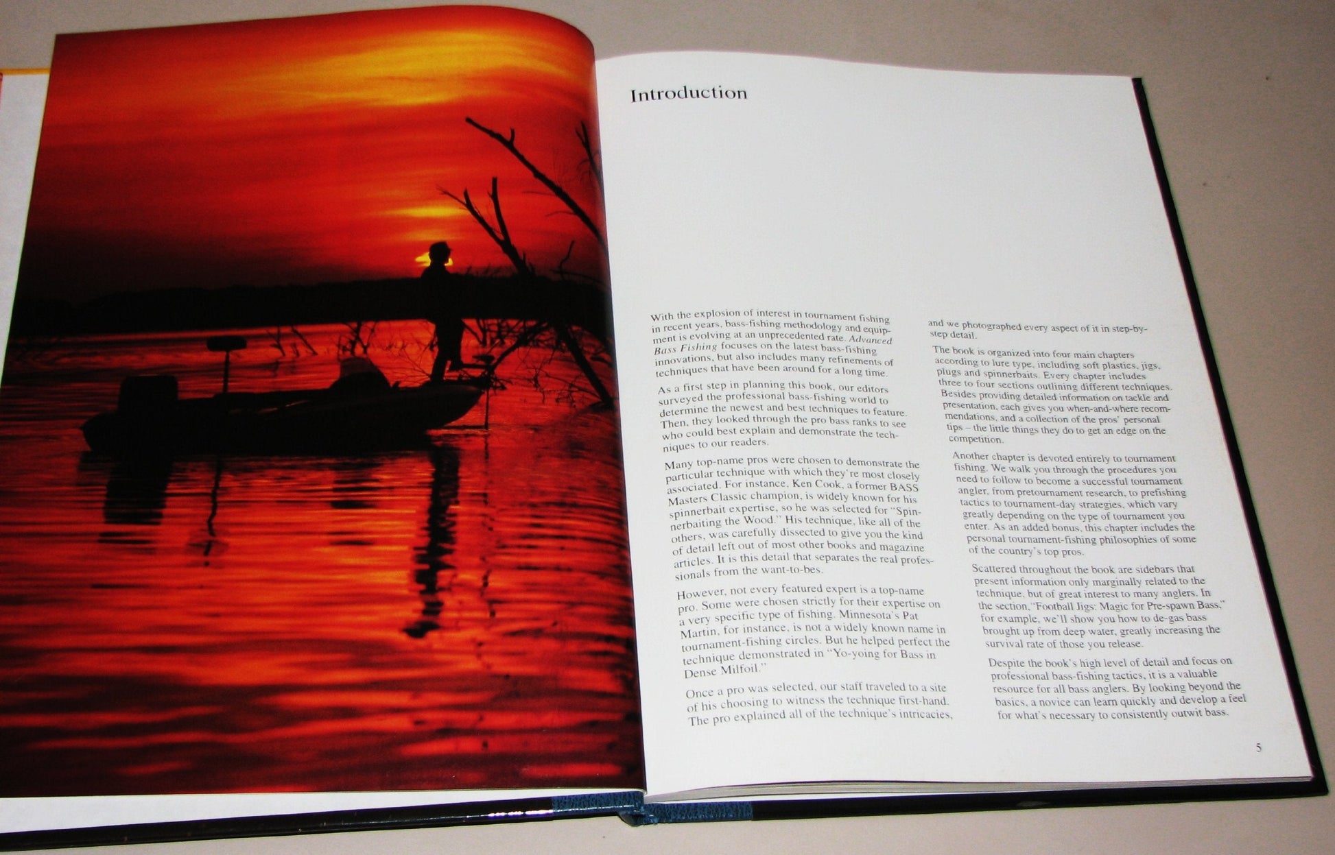 Advanced Bass Fishing (The Hunting & Fishing Library) used book depot