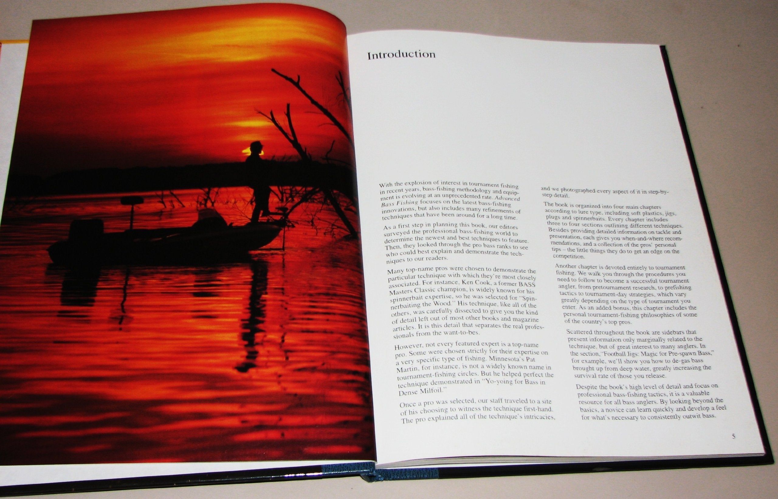 Advanced Bass Fishing (The Hunting & Fishing Library) used book depot