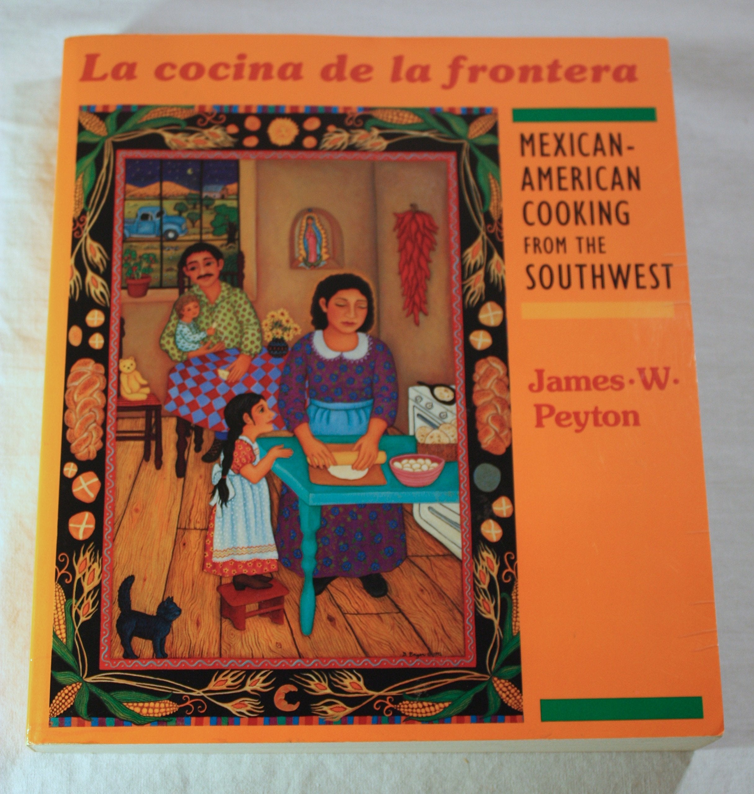 La Cocina de la Frontera: Mexican-American Cooking from the Southwest (Red Crane Cookbook Series) used book depot