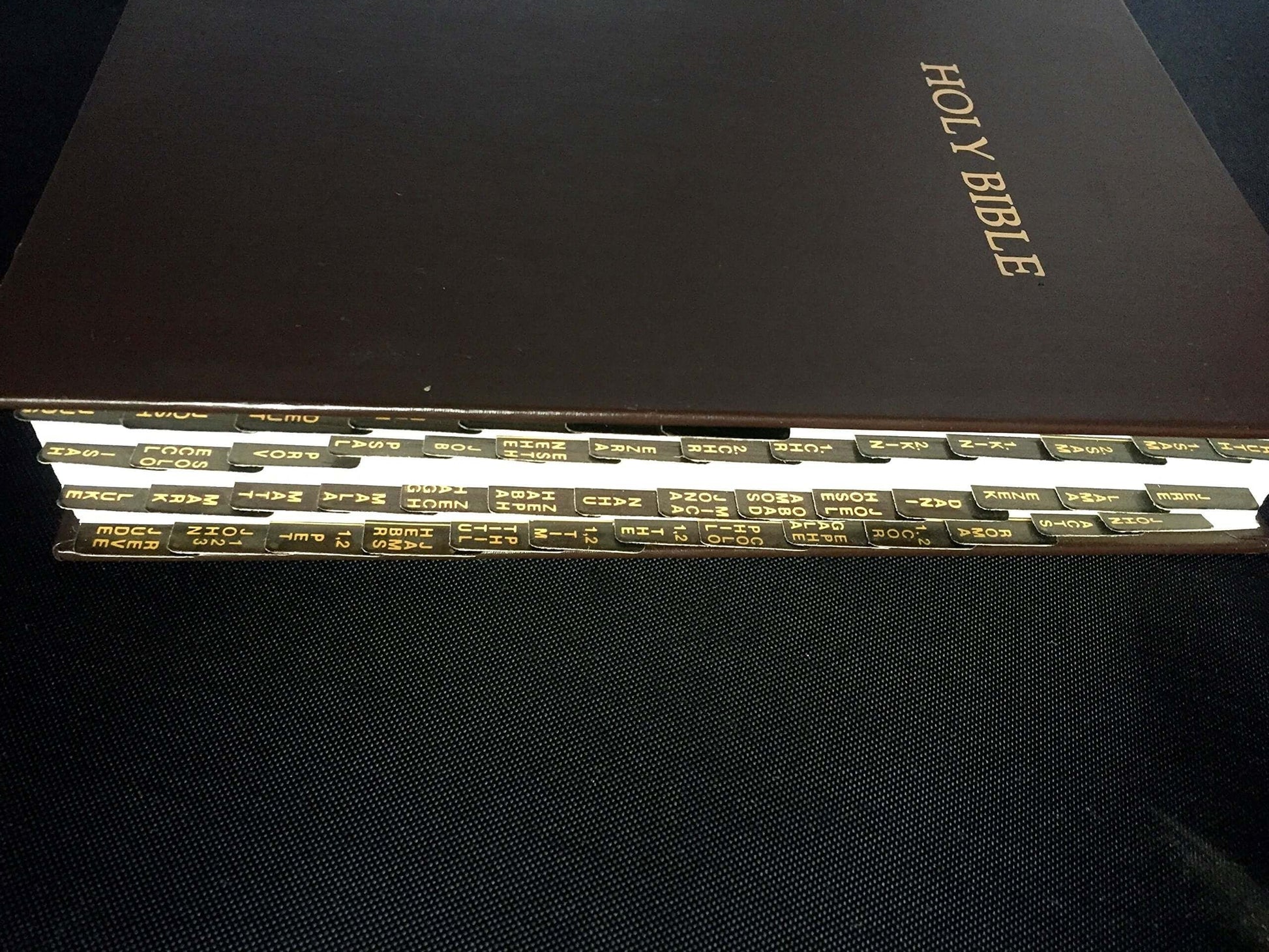 Holy Bible: New International Version; Containing the Old Testament and The New Testament used book depot