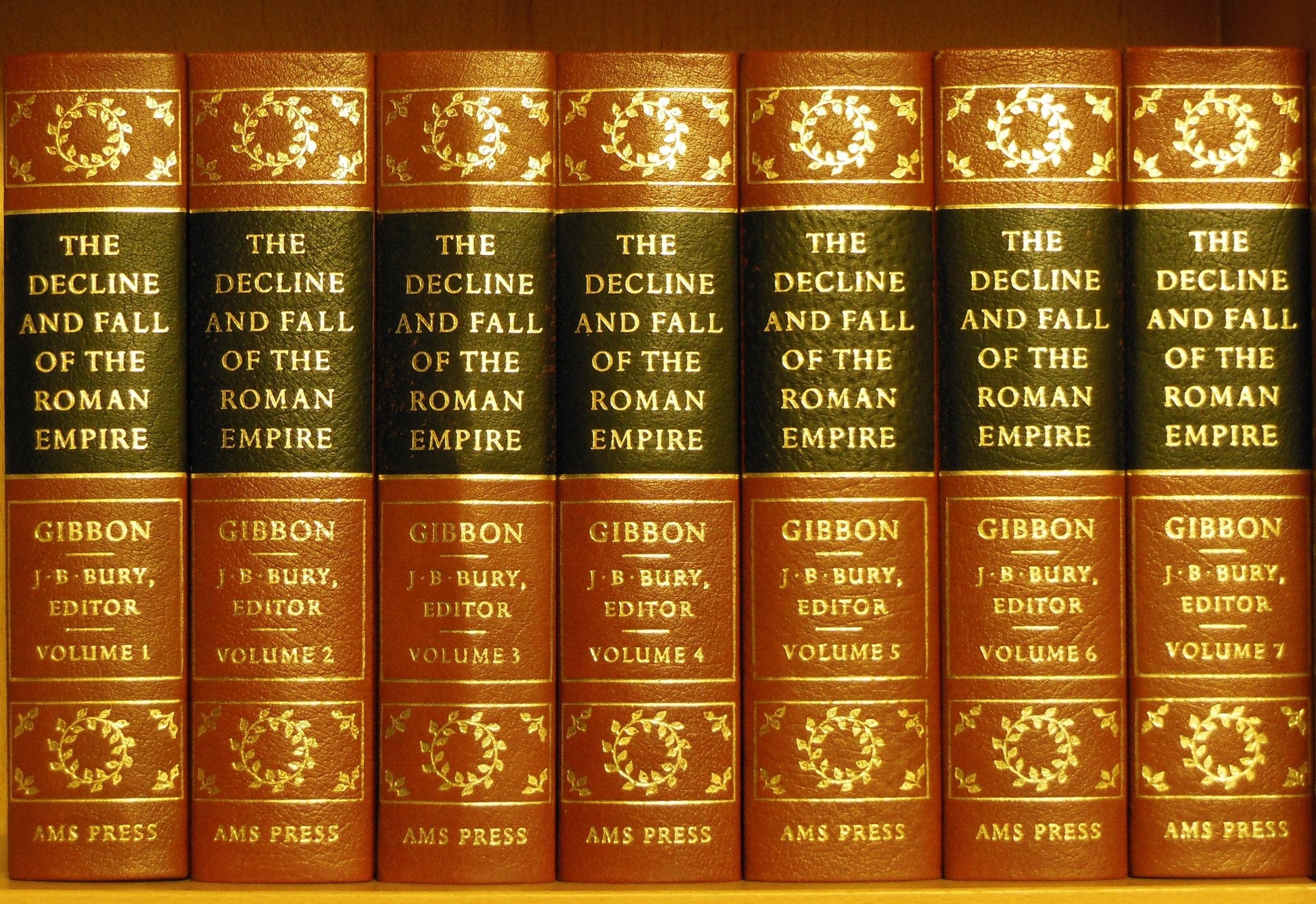 The History of the Decline and Fall of the Roman Empire (7 volumes) used book depot
