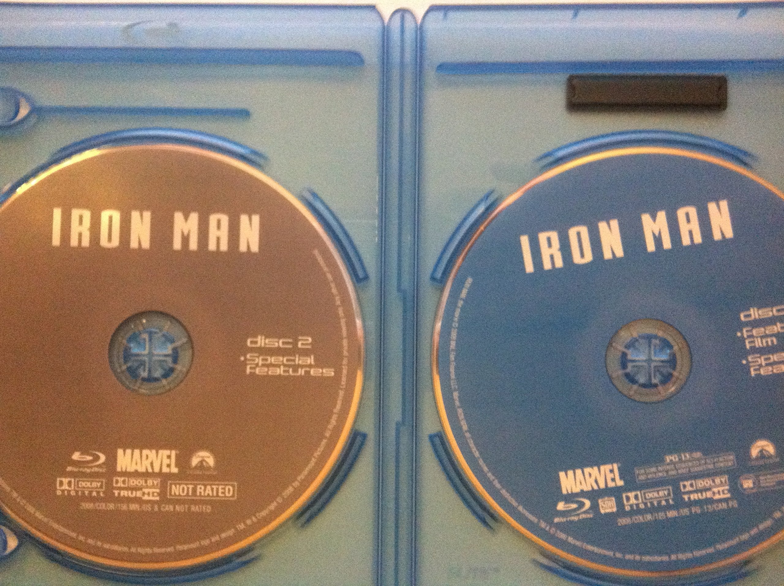 Iron Man (Two-Disc Ultimate Edition + BD Live) [Blu-ray] used book depot