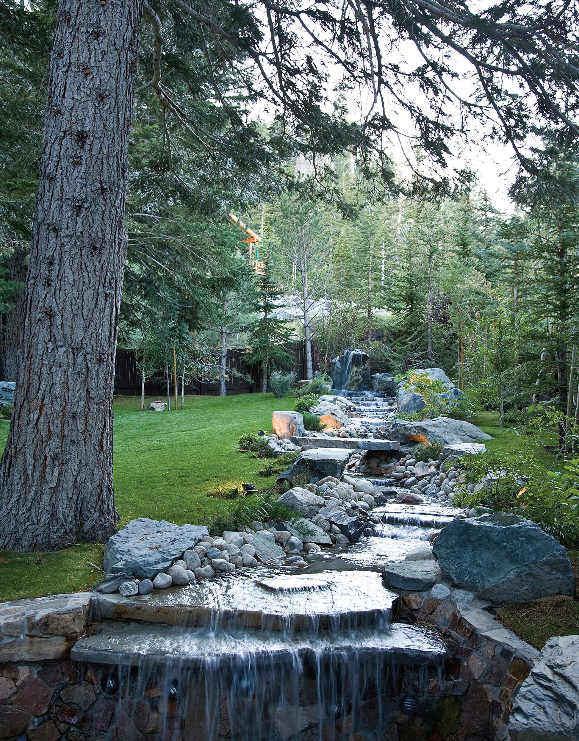Landscaping with Stone, 2nd Edition: Create Patios, Walkways, Walls, and Other Landscape Features (Creative Homeowner) Over 300 Photos & Illustrations; Learn to Plan, Design, & Work with Natu used book depot