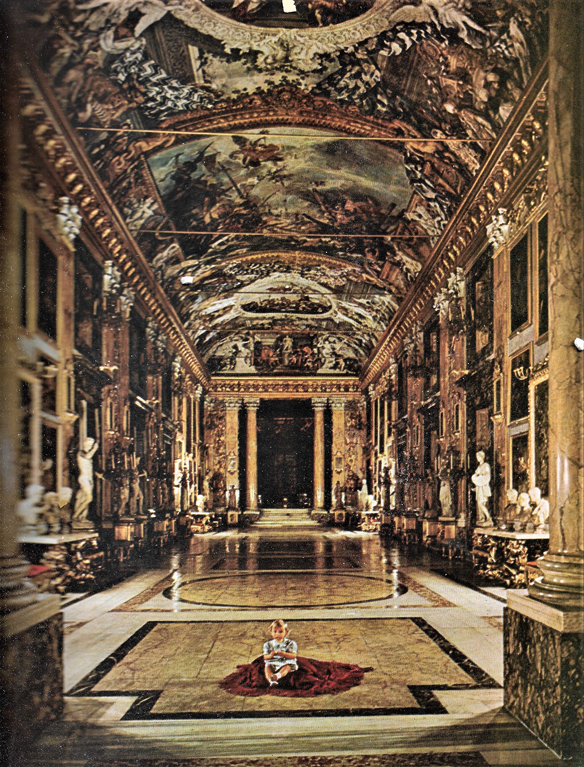 The Very Rich: A History of Wealth used book depot